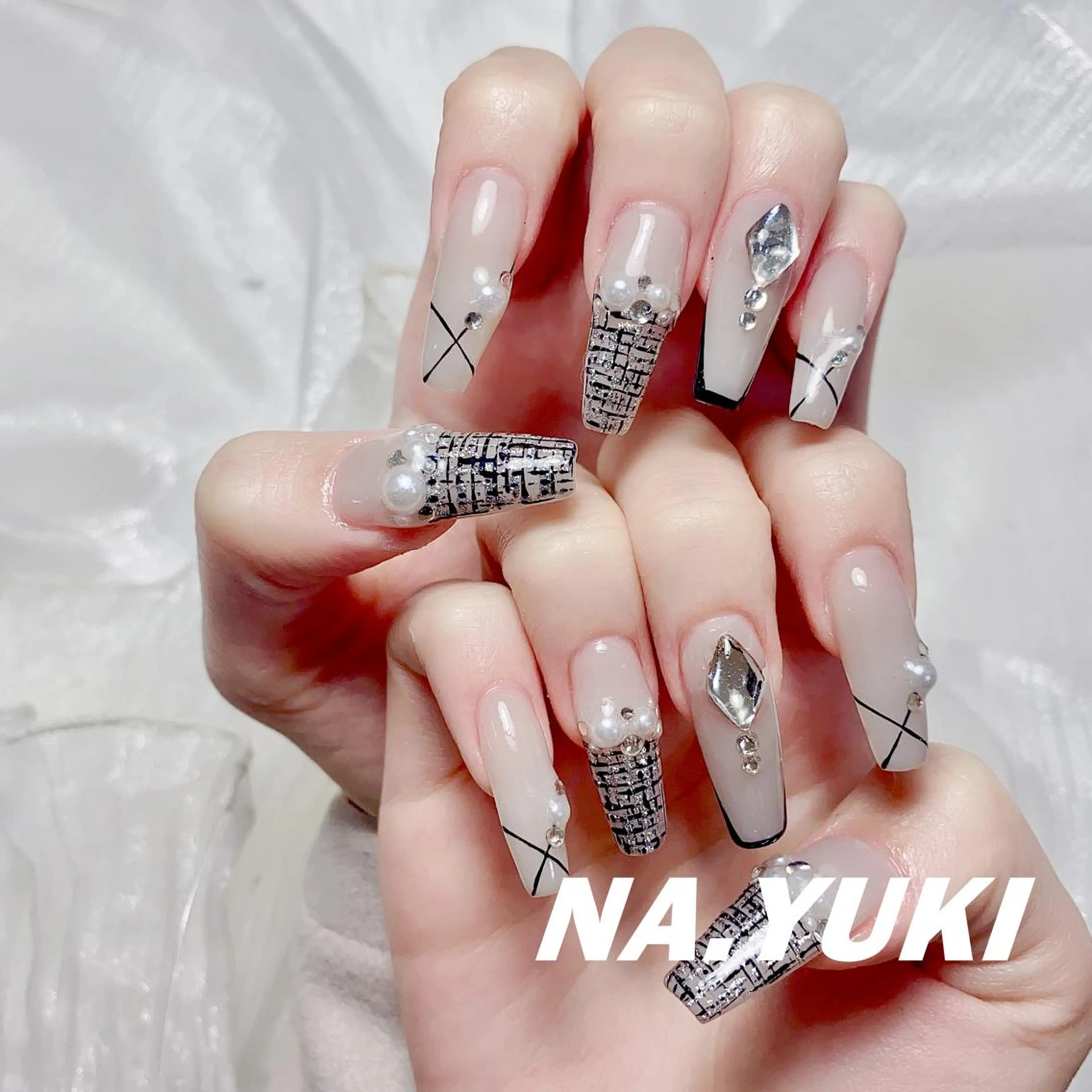 ネイル ✨ Riooo_のネイルデザイン