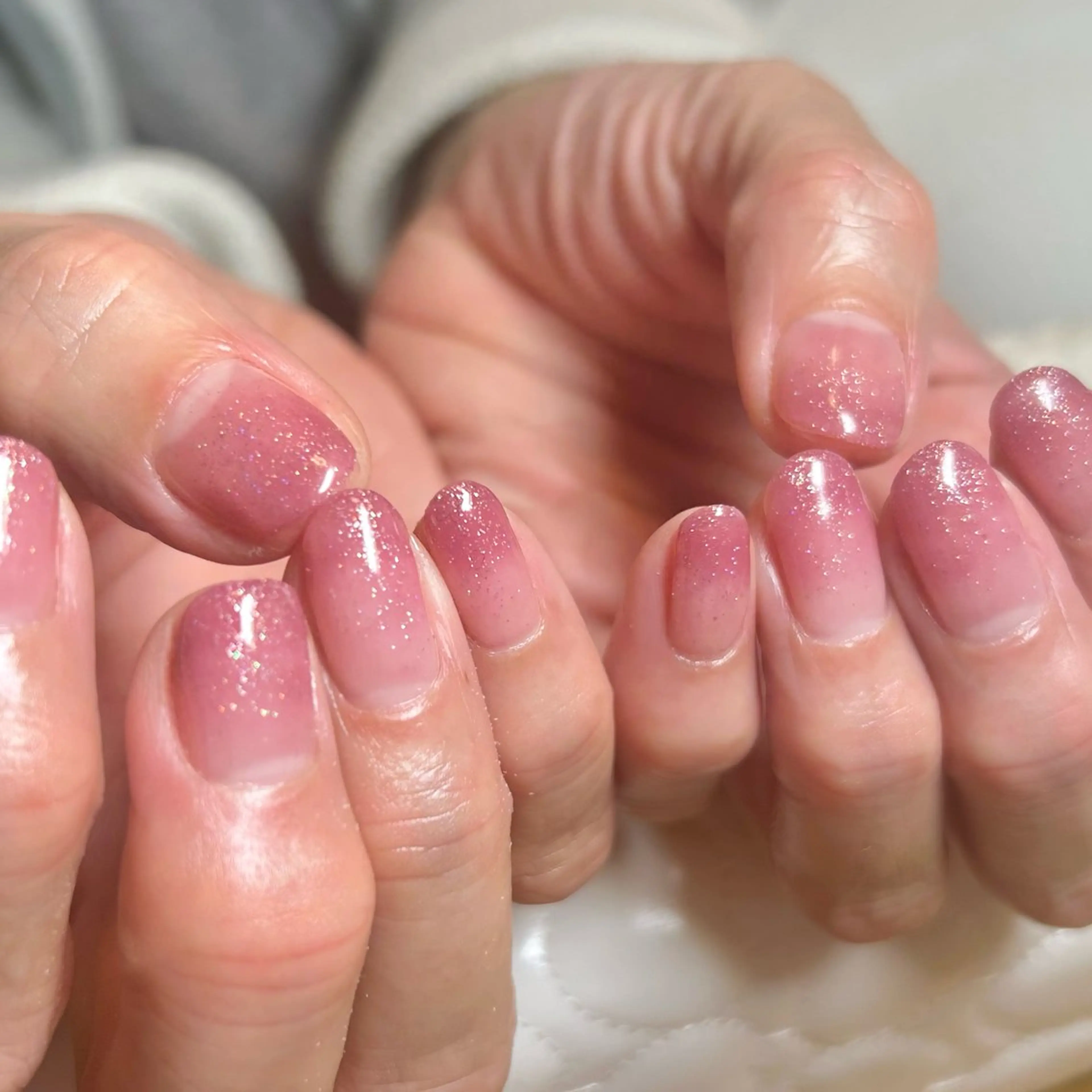 ネイル グラデーション ラメ(グリッター) ピンク nailmum jijiのネイルデザイン