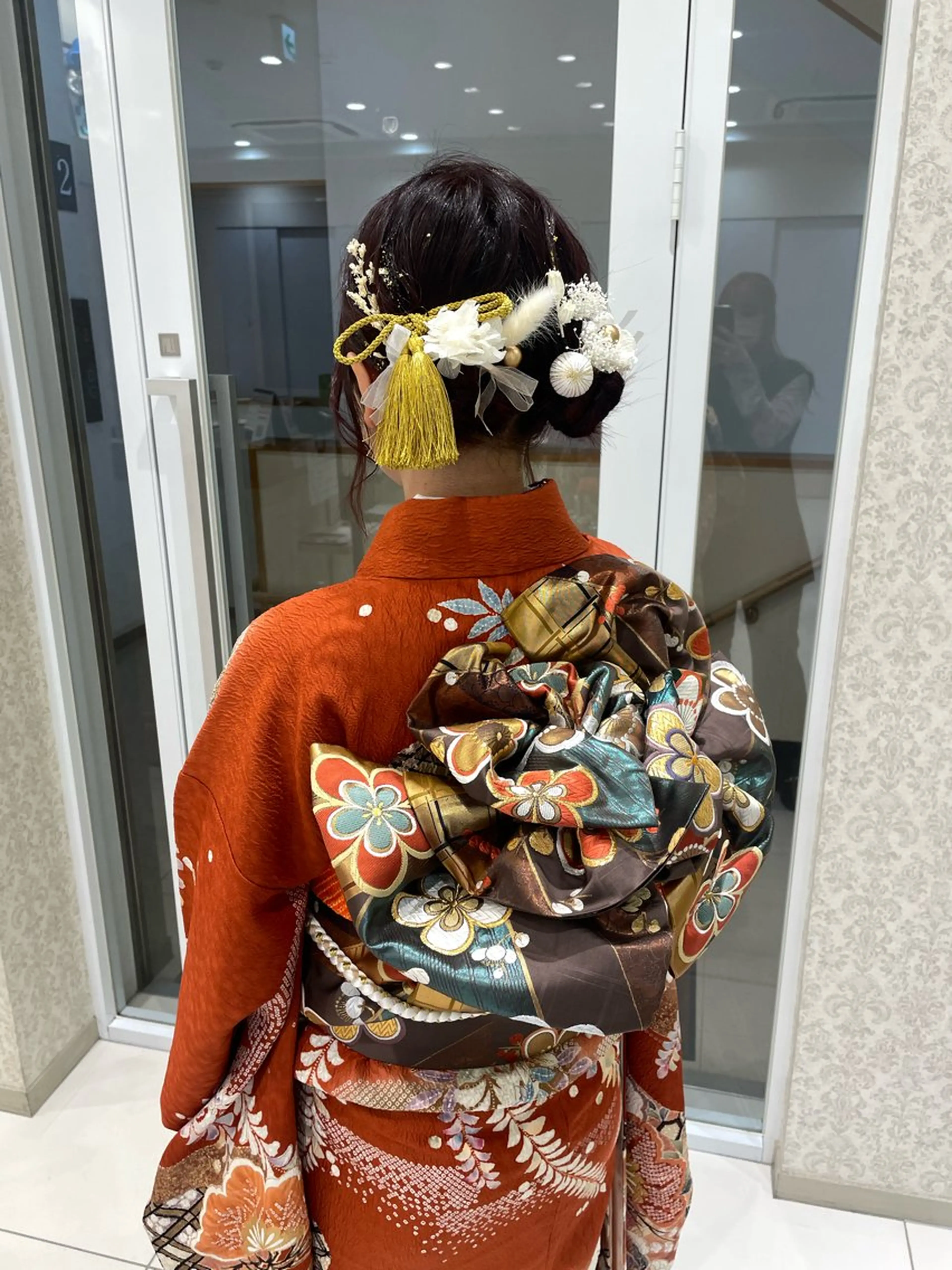 ミディアム ヘアアレンジ ブリーチなしカラー/ 暖色カラー/艶カラーのヘアスタイル