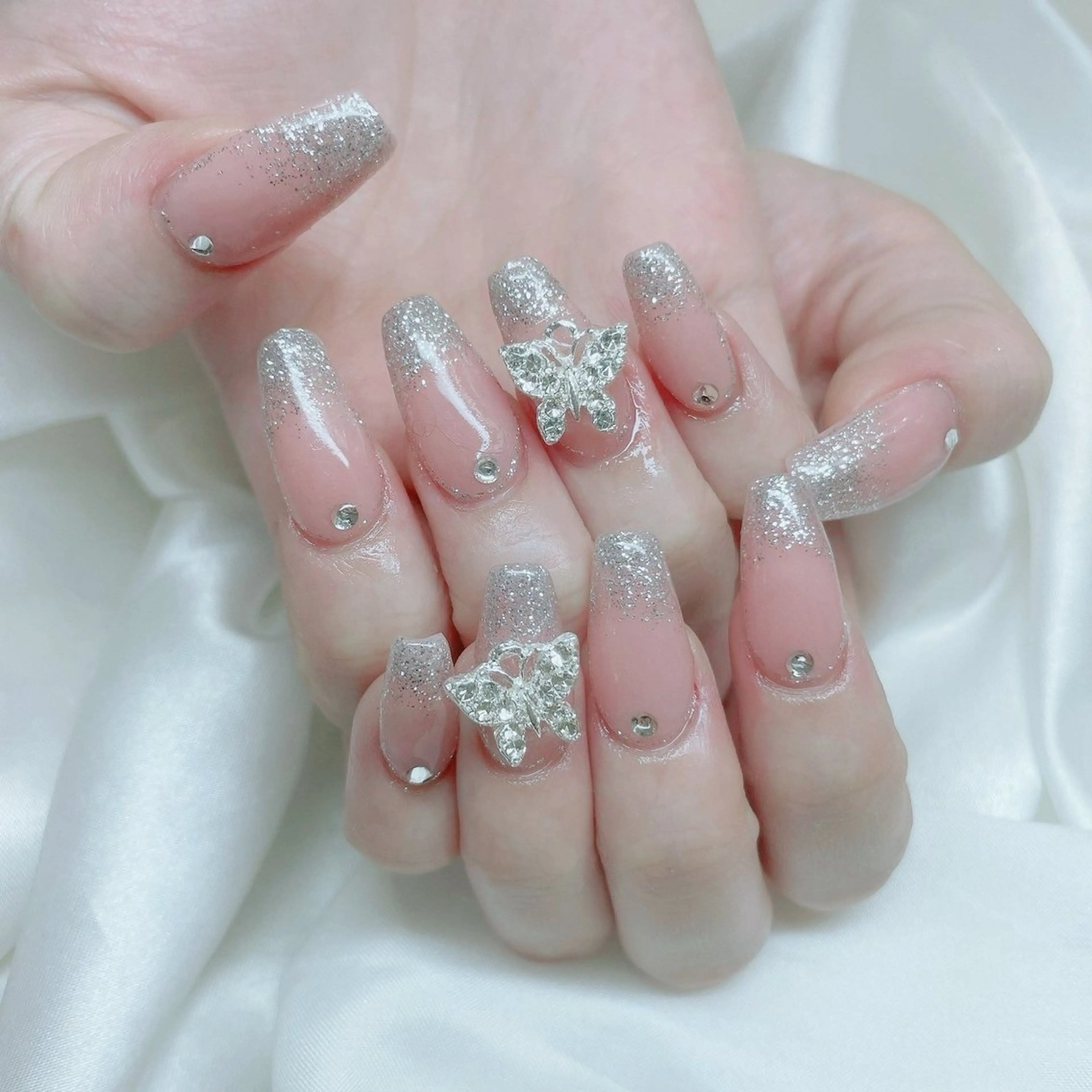 ネイル ハンドネイル haruka ⠀ ⠀ ⠀のネイルデザイン