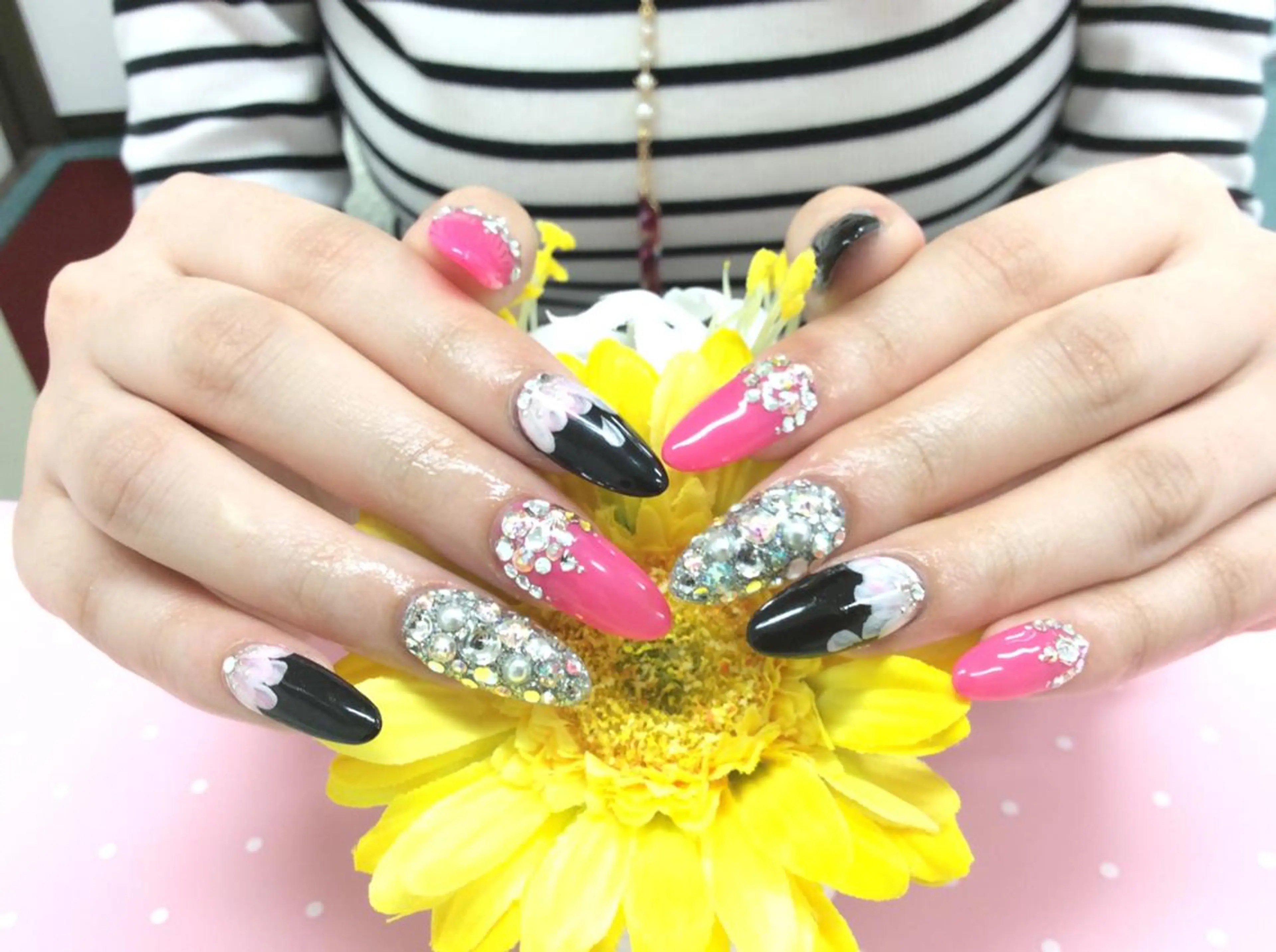 ネイル ユリシスネイル 担当近藤のネイルデザイン