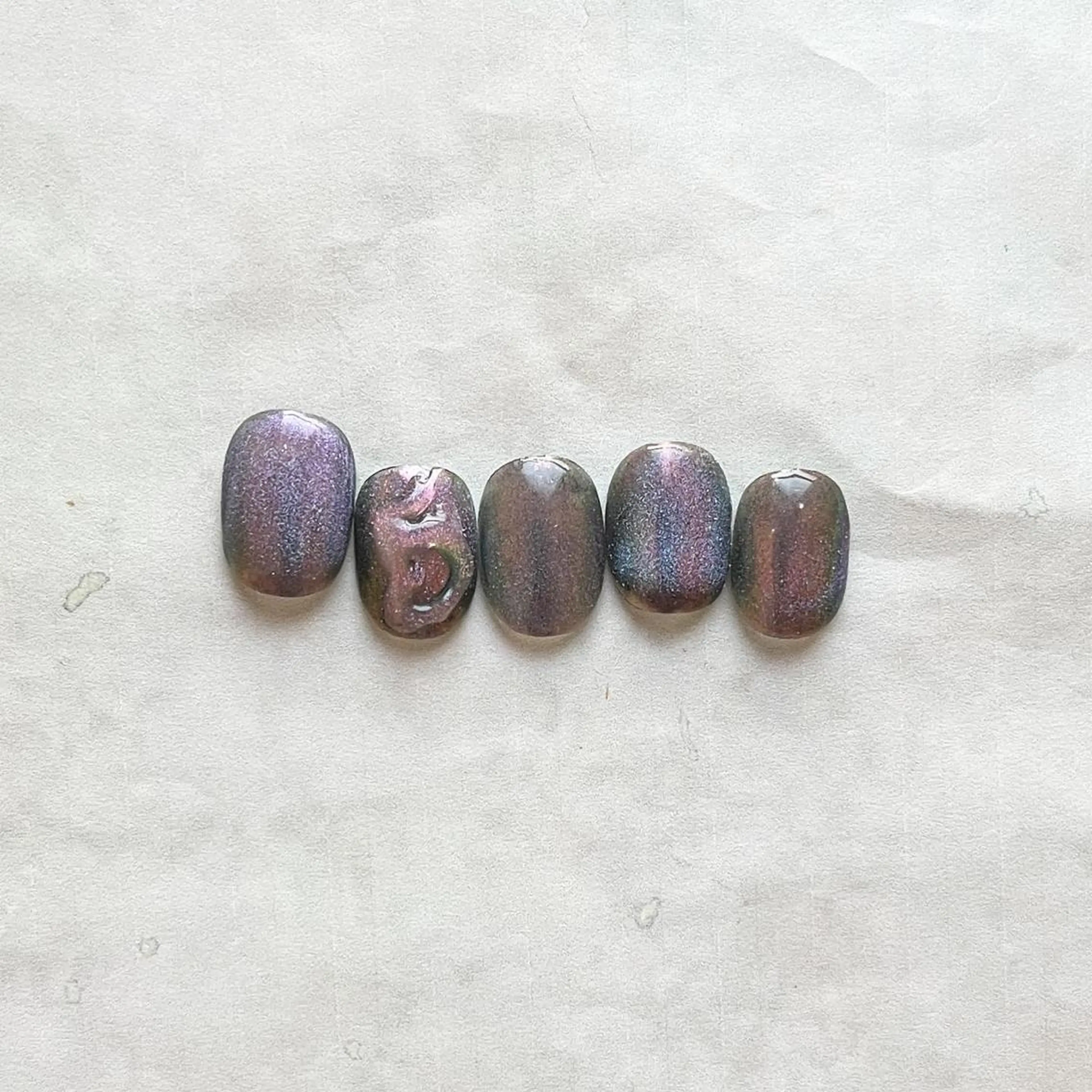 ネイル ブルー マグネットネイル フリーランス¨̮⃝ ネイリストOKADAのネイルデザイン