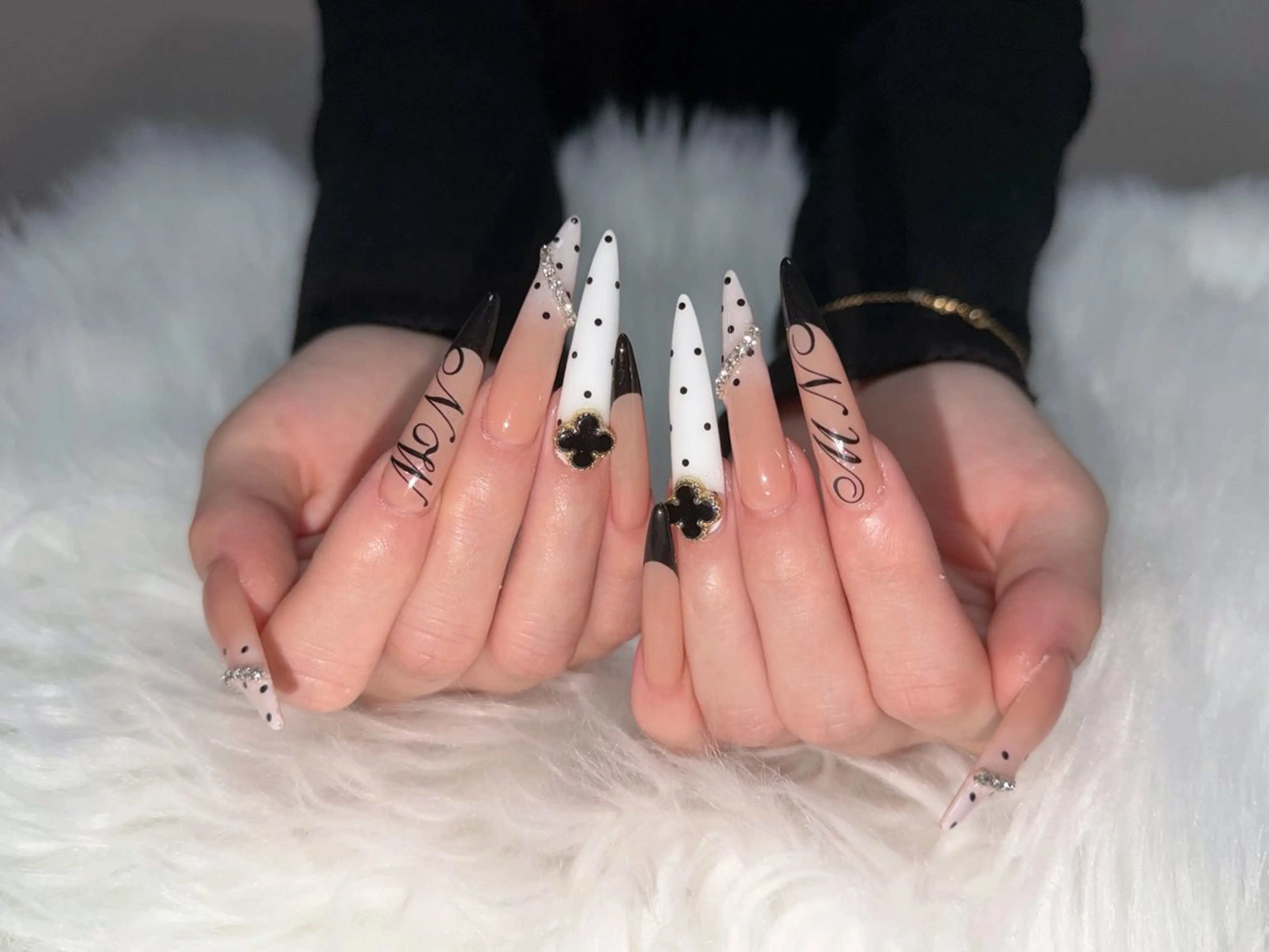 ネイル ハンドネイル BERA NAILSのネイルデザイン