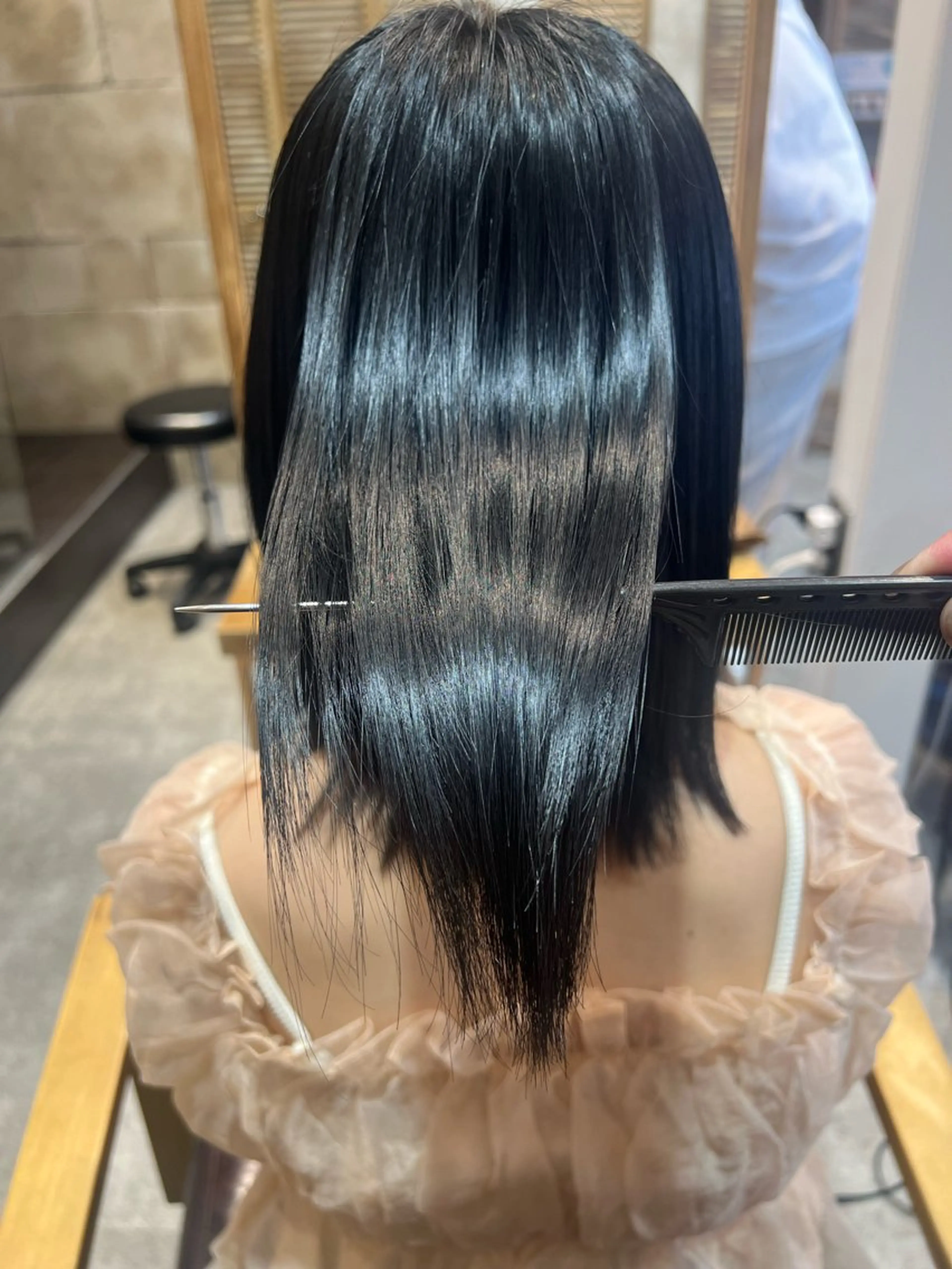 ミディアム カット ヘアカラー トリートメント 前井 正人のヘアスタイル