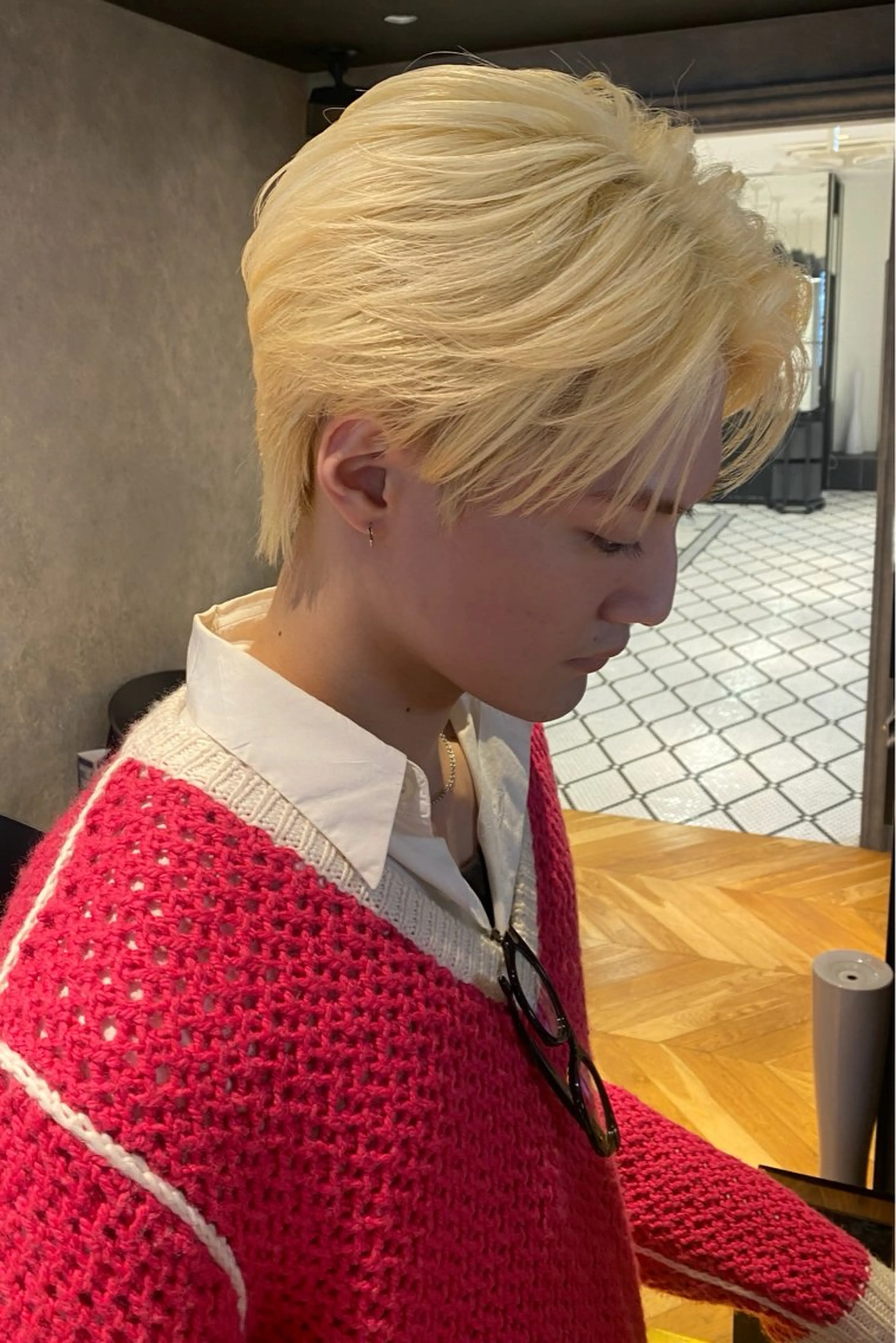 ショート カラー メンズ メンズブリーチ ブリーチ ブロンド カット ヘアカラー 韓国ヘア/ハイトーン /髪質改善/ウチダのヘアスタイル