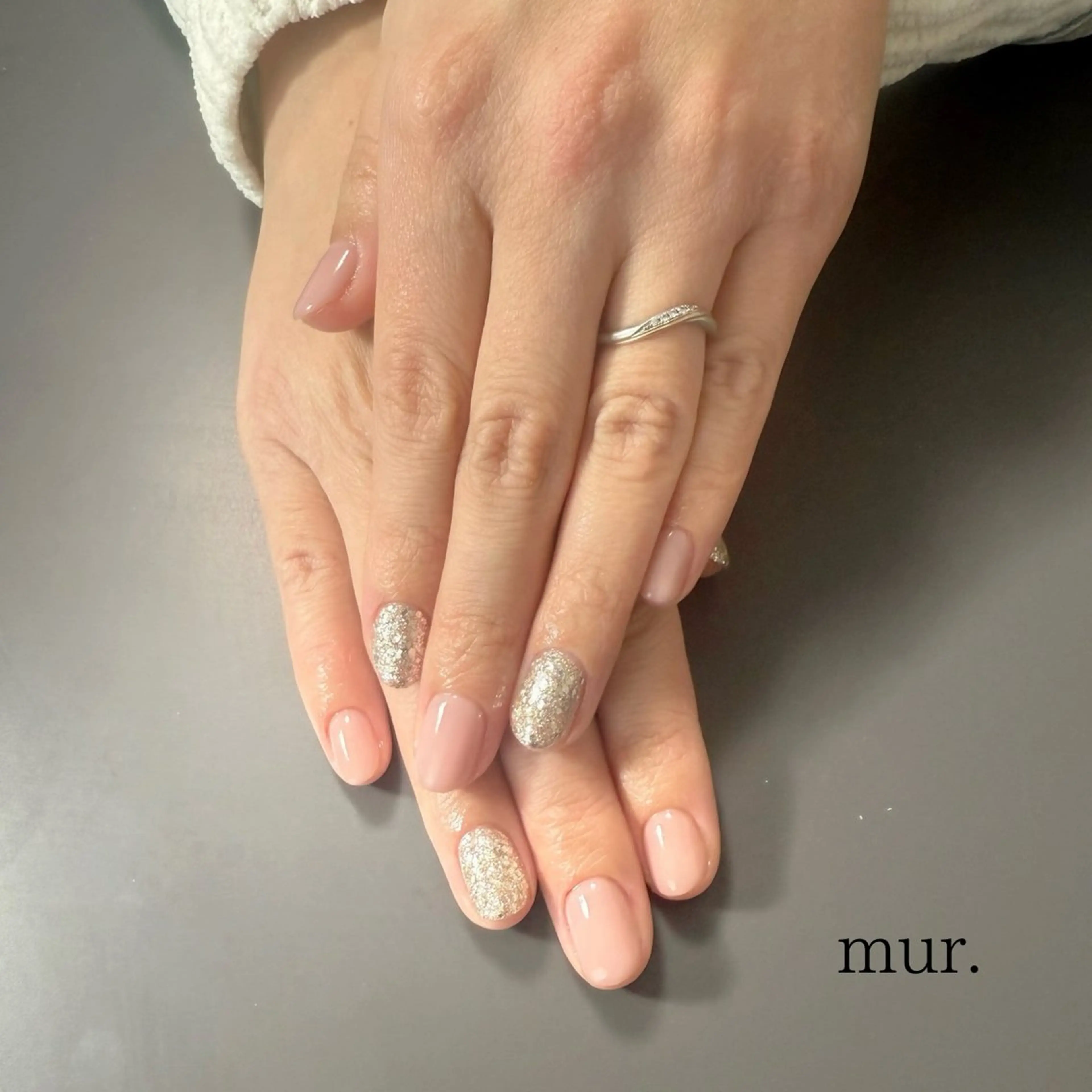 ネイル ラメ(グリッター) ワンカラーネイル ピンク シンプルネイル 春ネイル mur. harukaのネイルデザイン