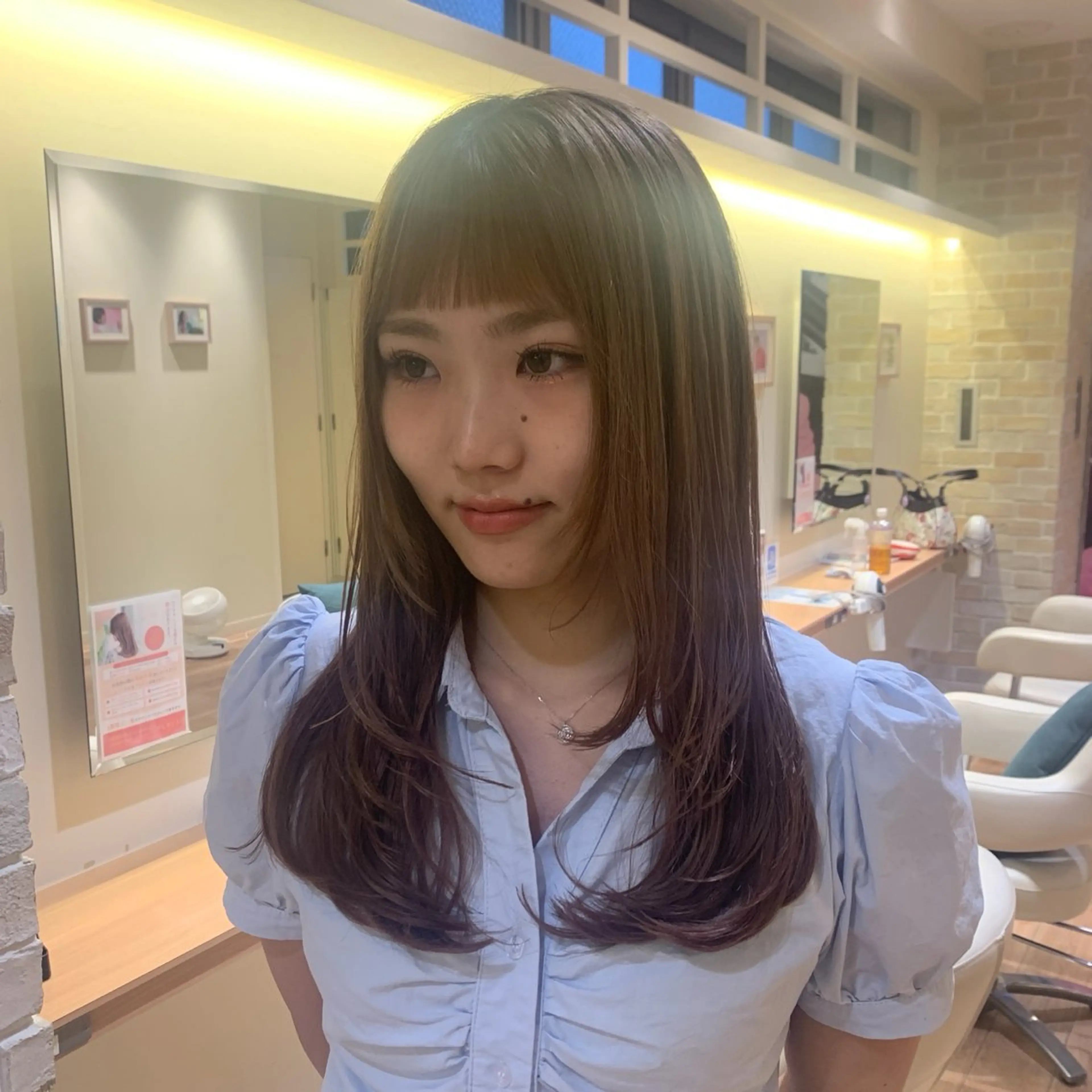 ロング 顔周りカット レイヤーカット CHICCA本八幡 平賀ひなたのヘアスタイル