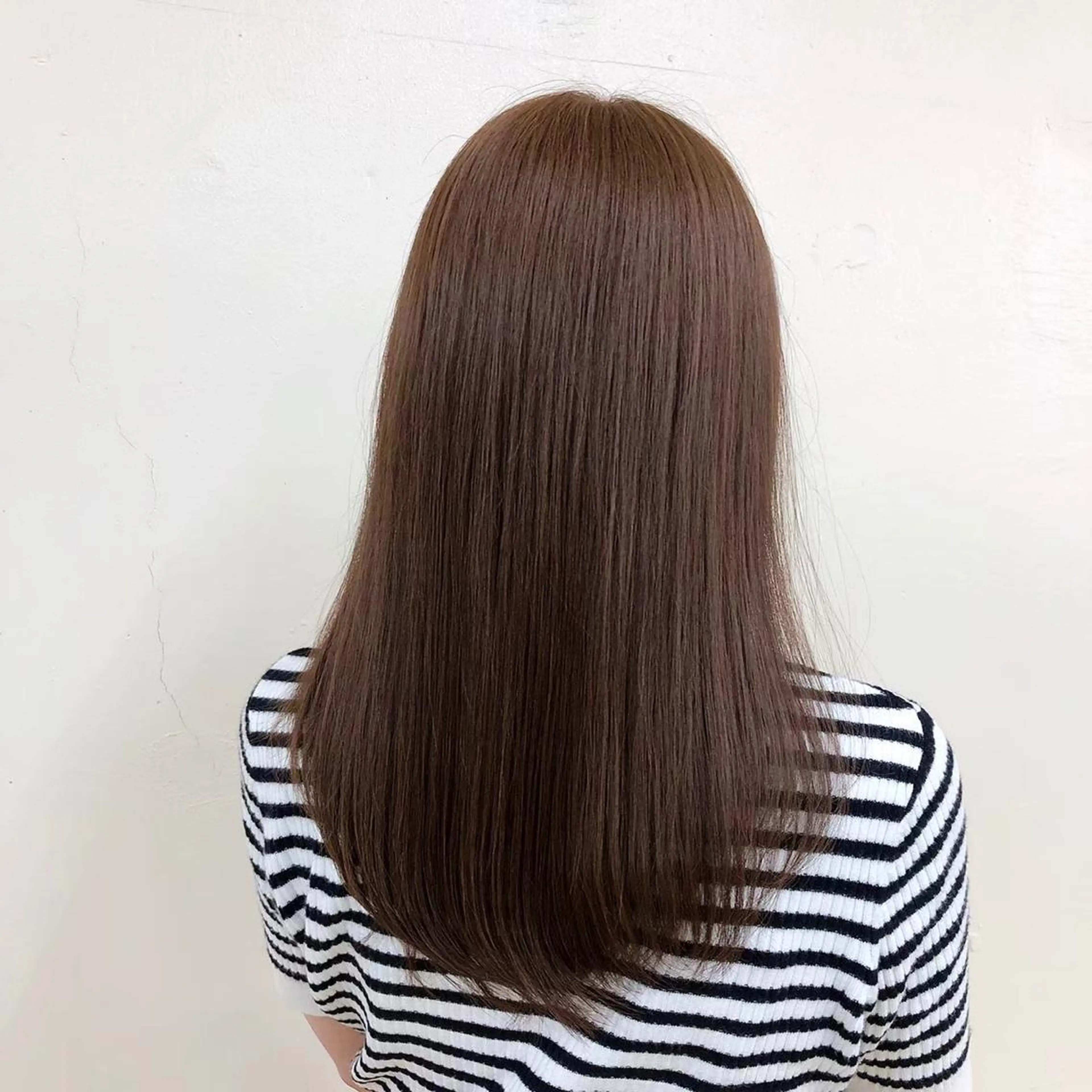 カラー アッシュ ベージュカラー 黒髪 ブリーチ ブラウンカラー MEI🎀垢抜けカラ ー🎀韓国styleのヘアスタイル