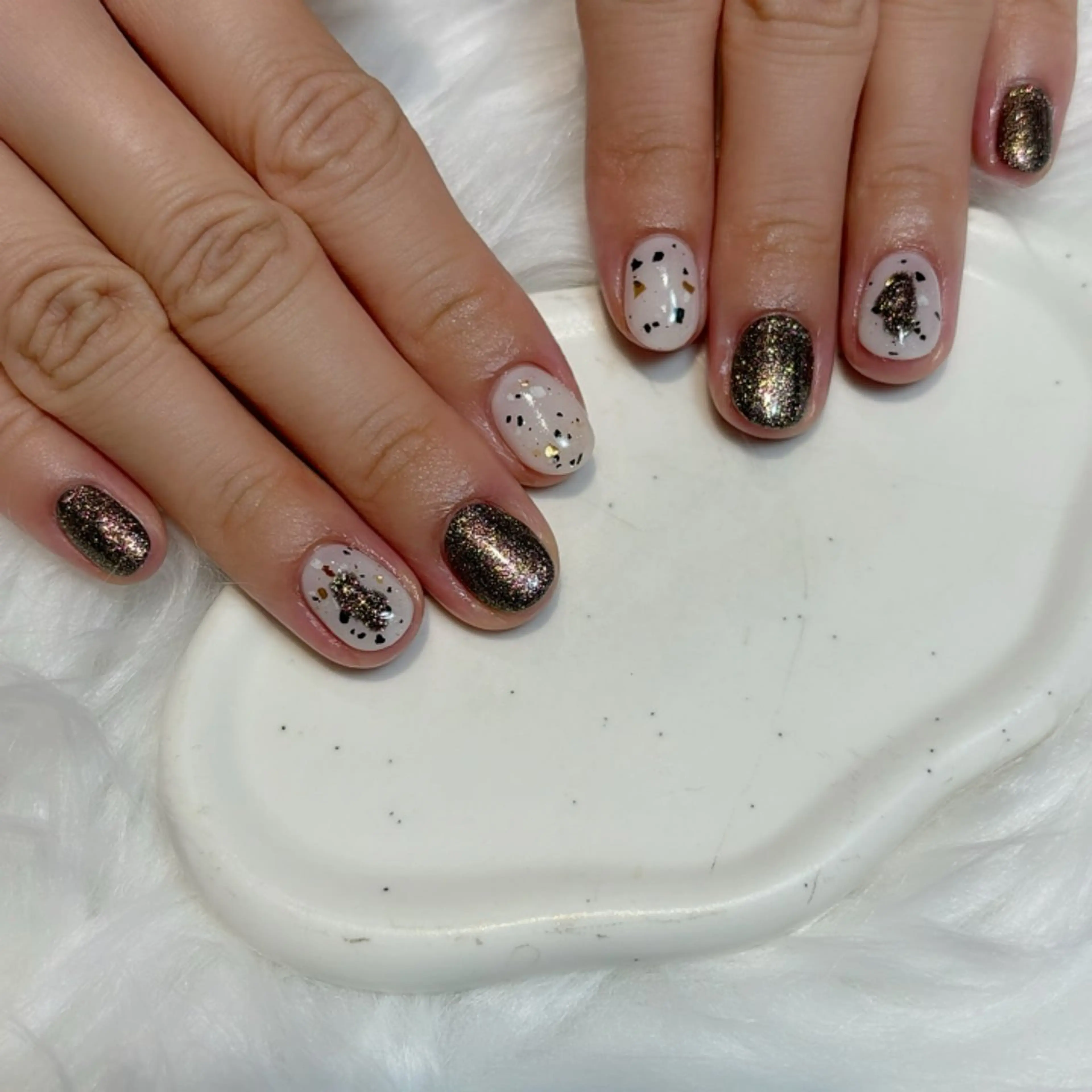 ネイル ハンドネイル WISTERIA yunaのネイルデザイン