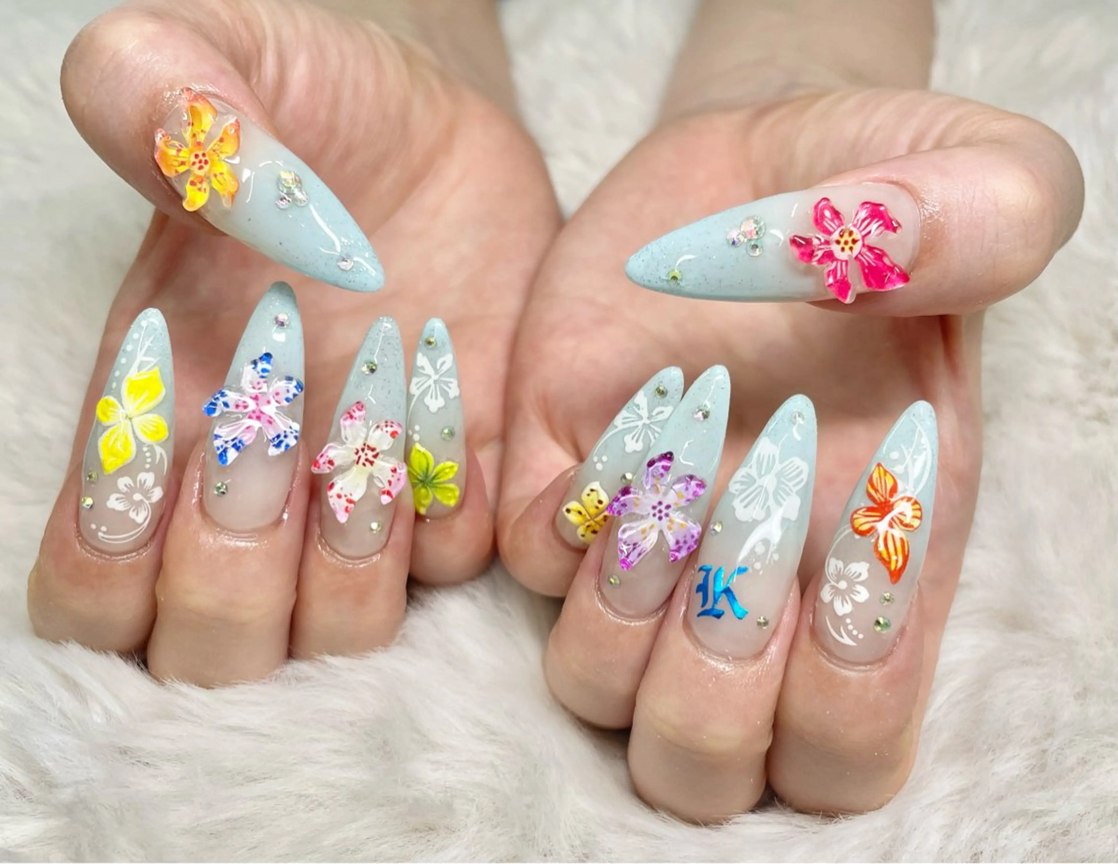 ネイル FILL nail SHIORIのネイルデザイン