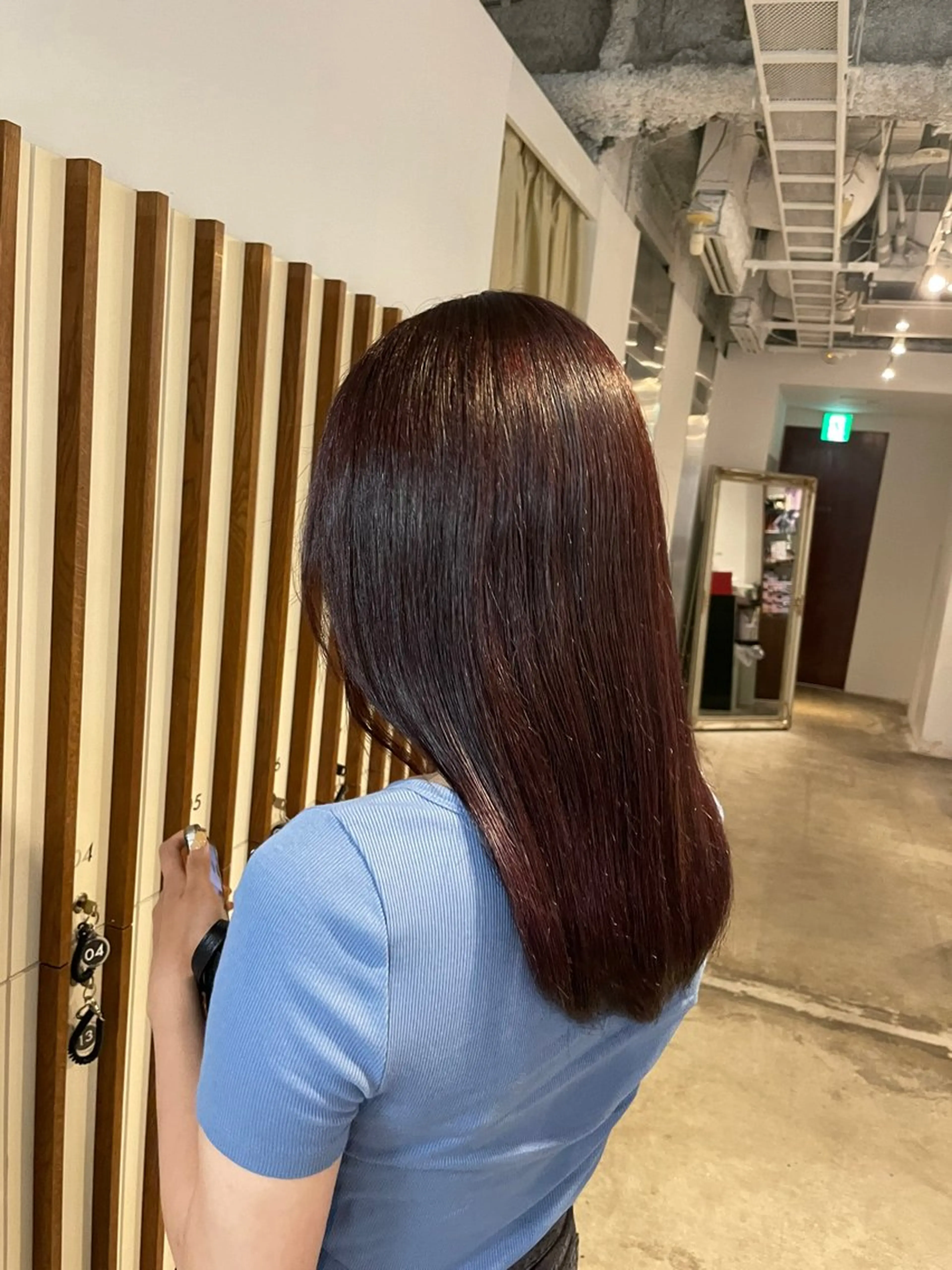 セミロング 三宅 瑠偉のヘアスタイル
