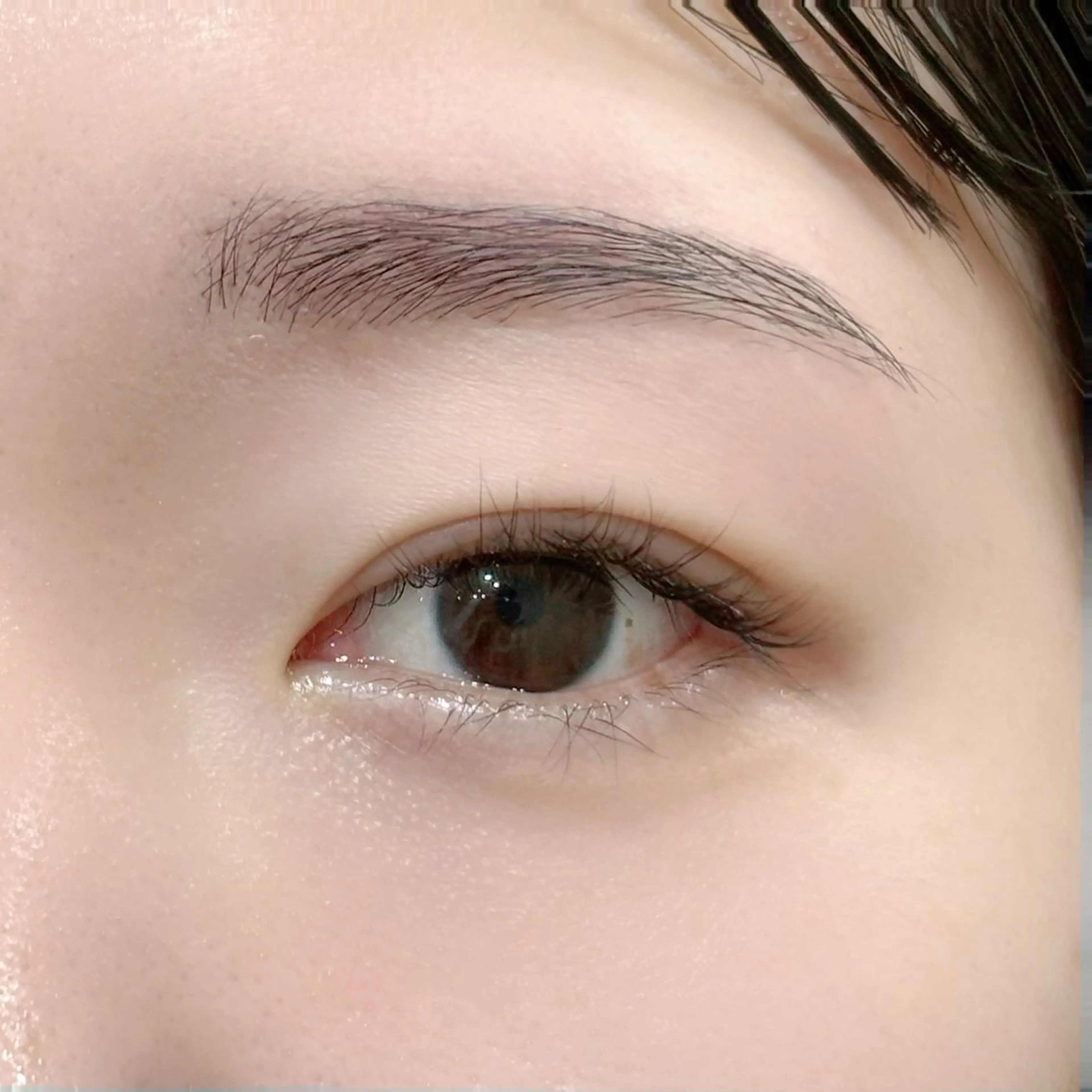 アイブロウ ハリウッドブロウリフト Kanami カナミのマツエク・マツパデザイン