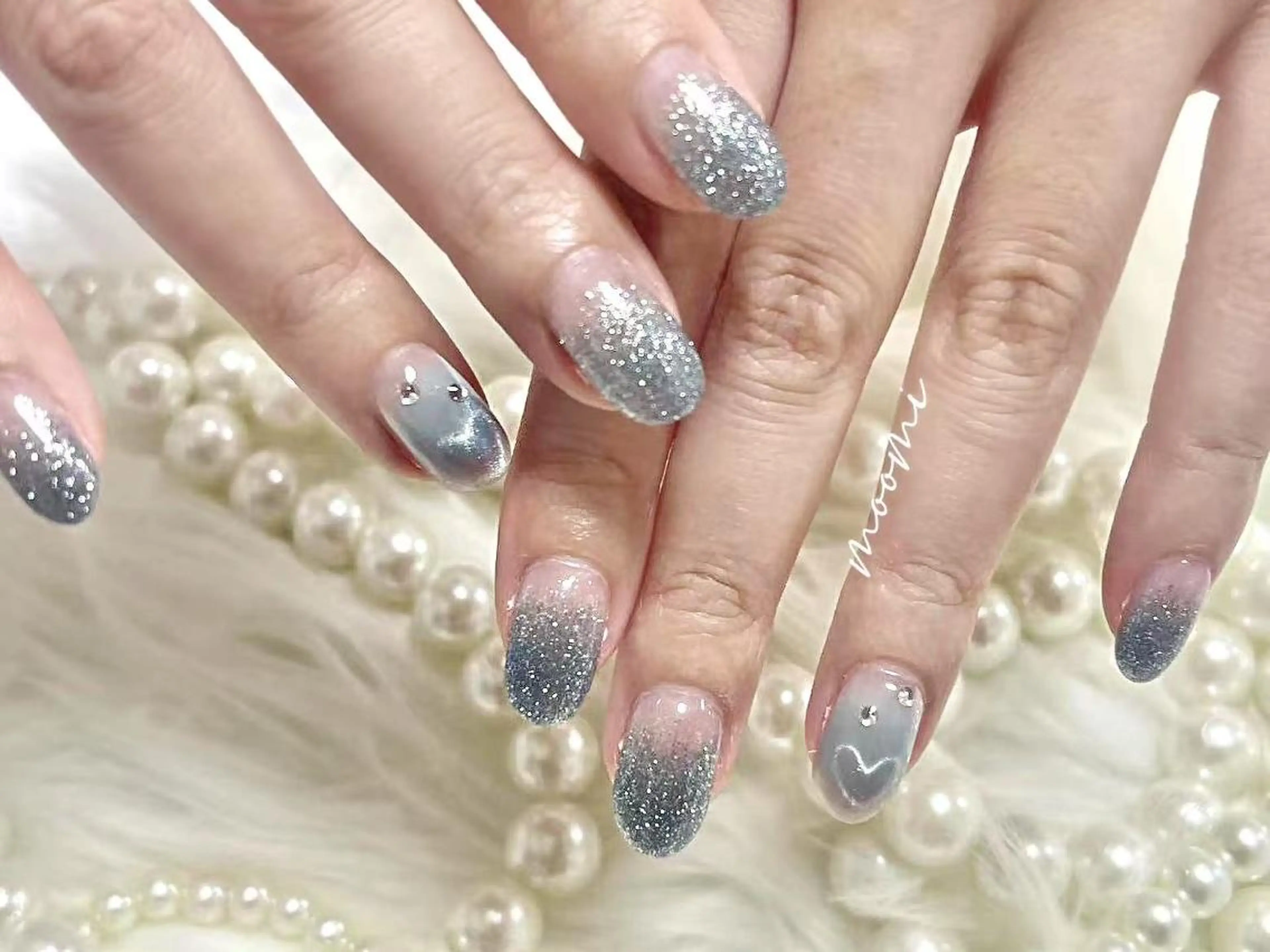 ネイル 長さ出し ジェルネイル グラデーション 韓国ネイル マグネットネイル moomi nail スカルプ専門のネイルデザイン