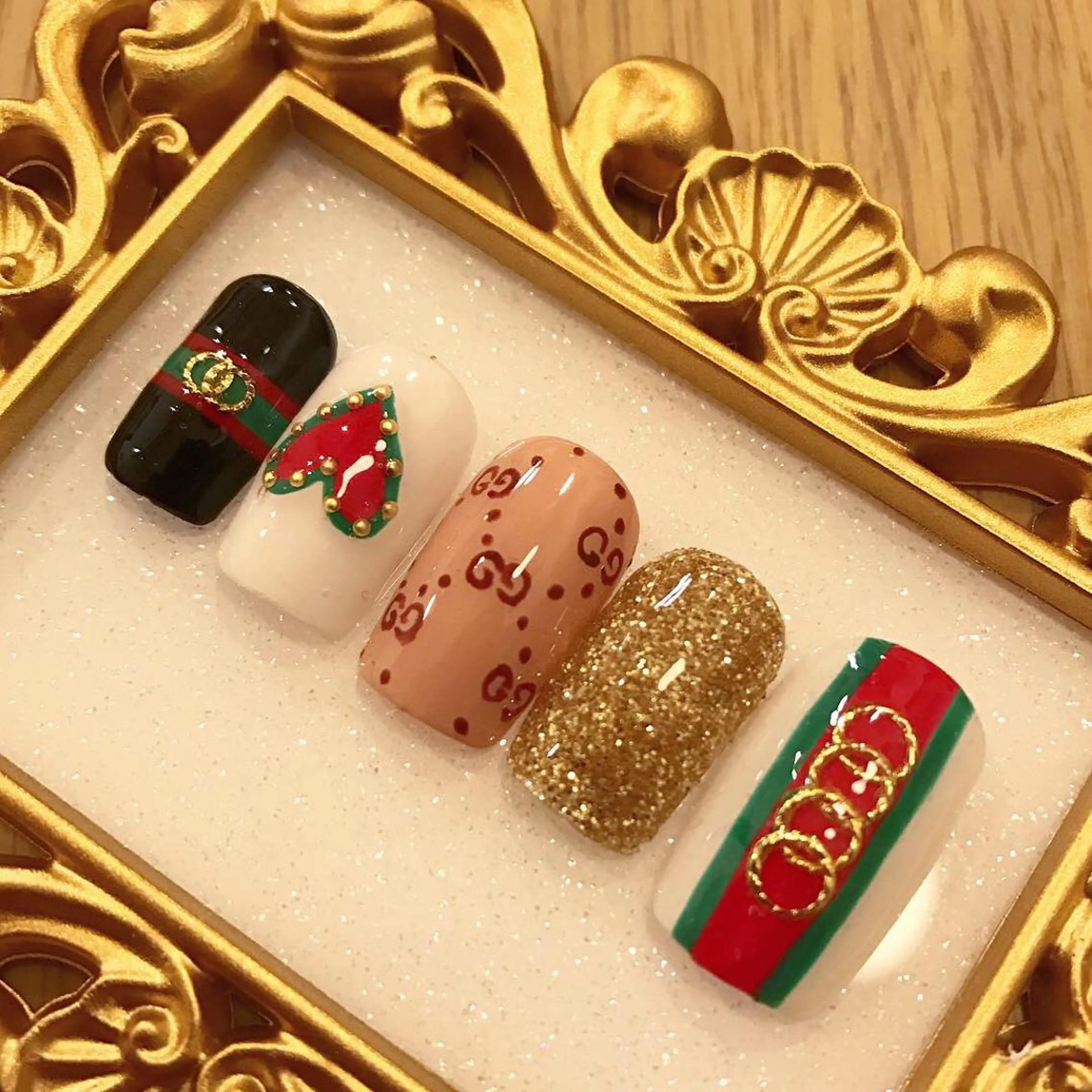 ネイル 名倉 なな子のネイルデザイン