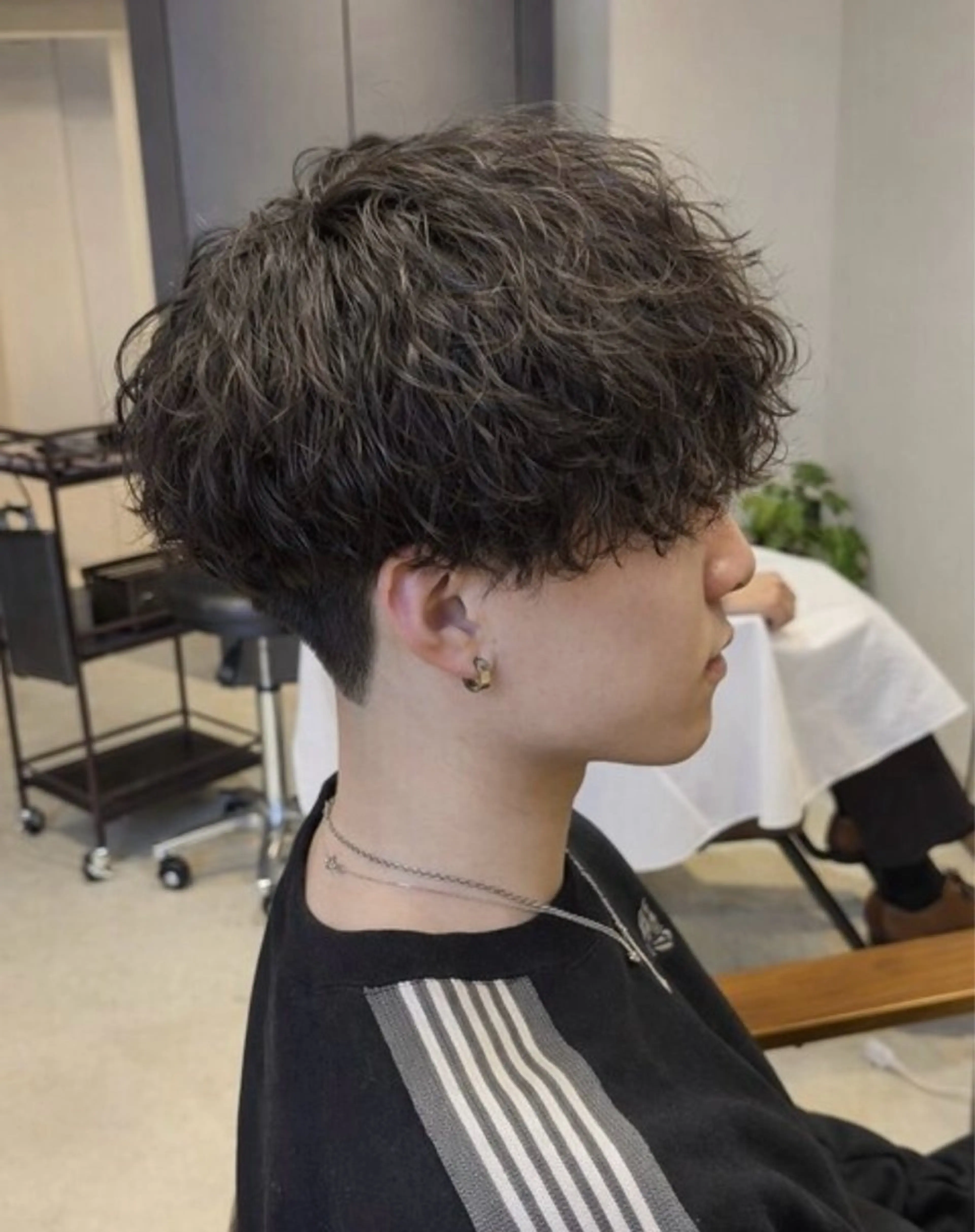 パーマ メンズ カット パーマ トリートメント ヘッドスパ 【メンズ専門】名駅 /パーマ/髪質改善のヘアスタイル