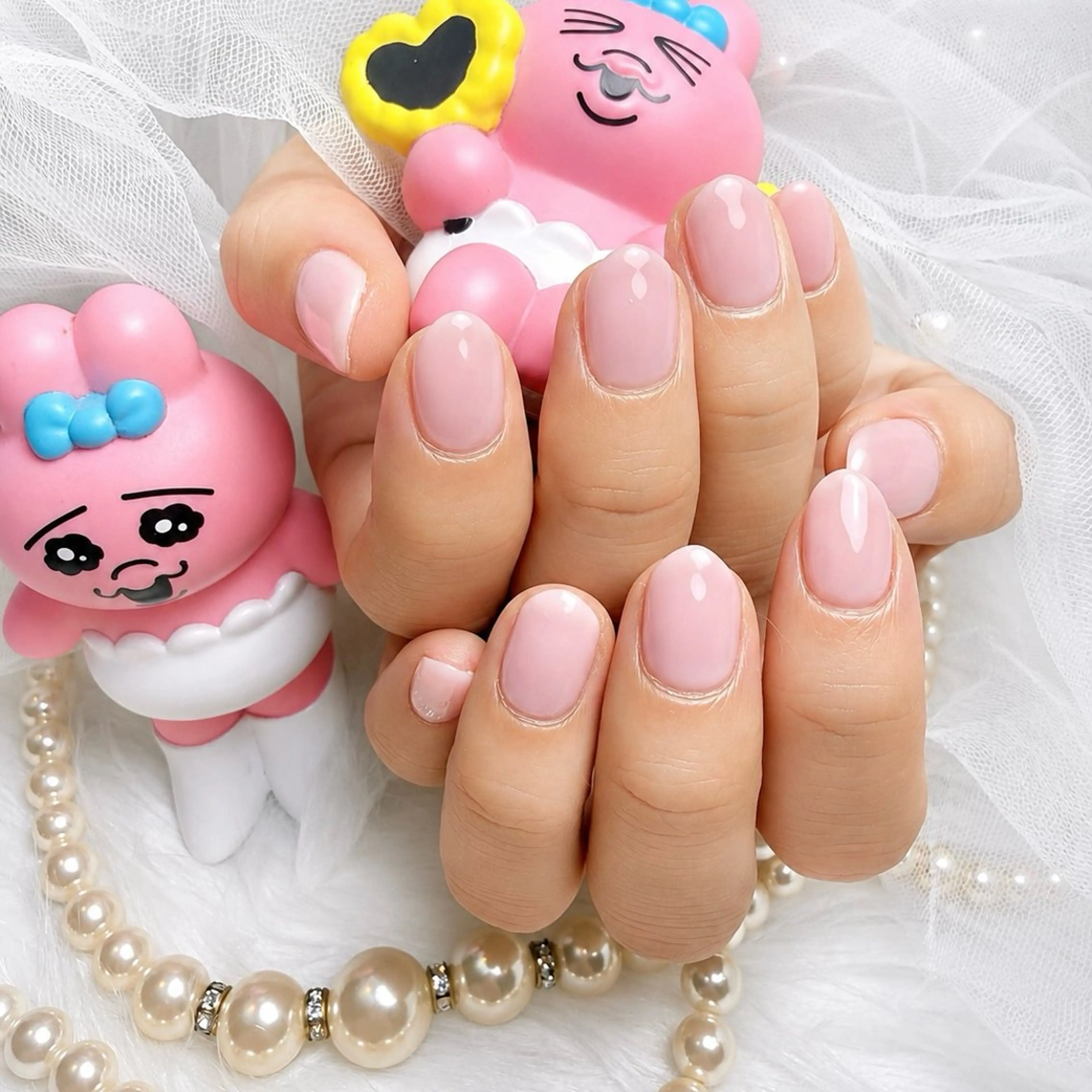 ミディアム ハンドネイル Conjunim MAMI🎀✨のネイルデザイン