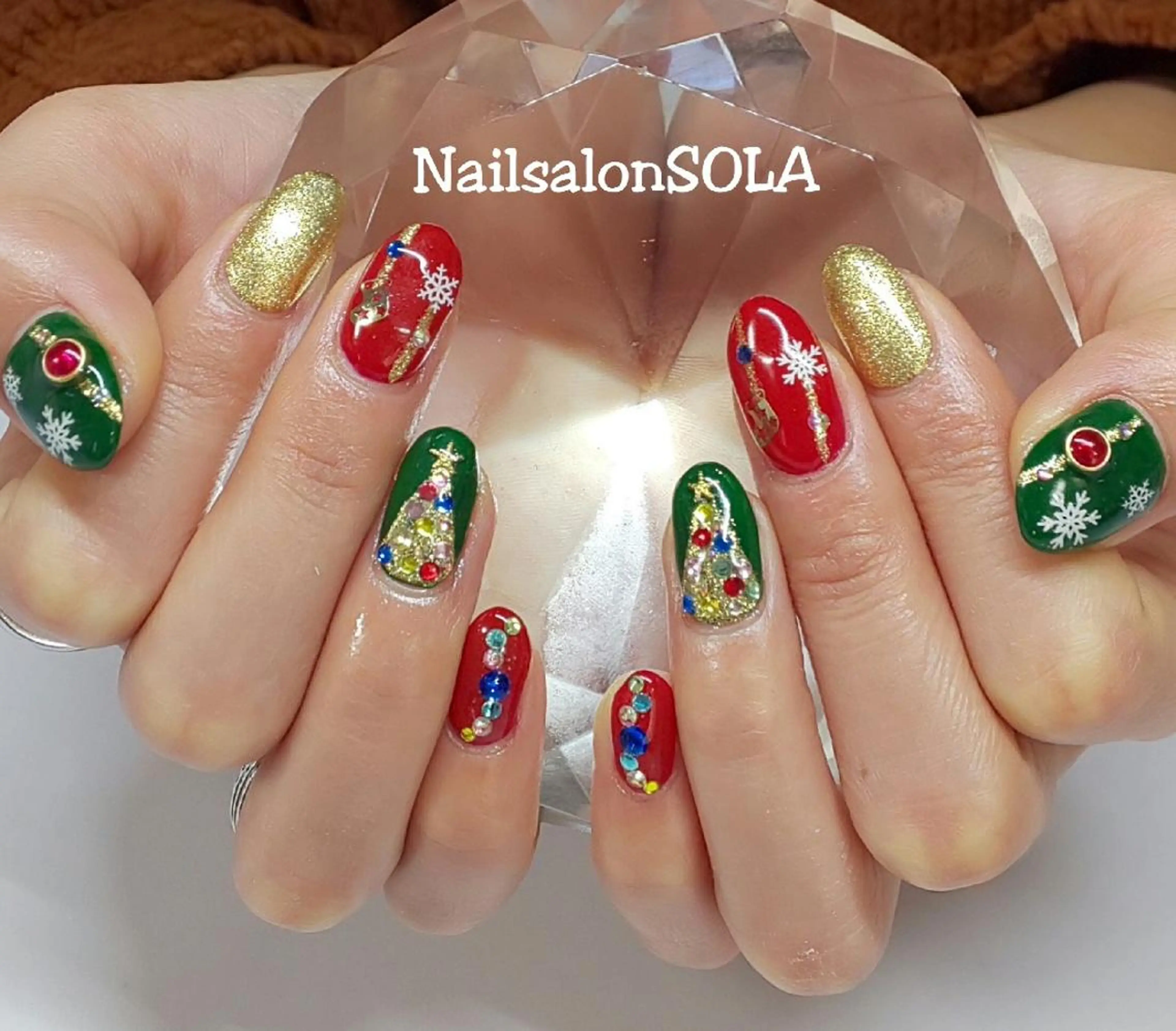 ネイル キラキラネイル 冬ネイル クリスマス ハンドネイル 田代 夏子のネイルデザイン