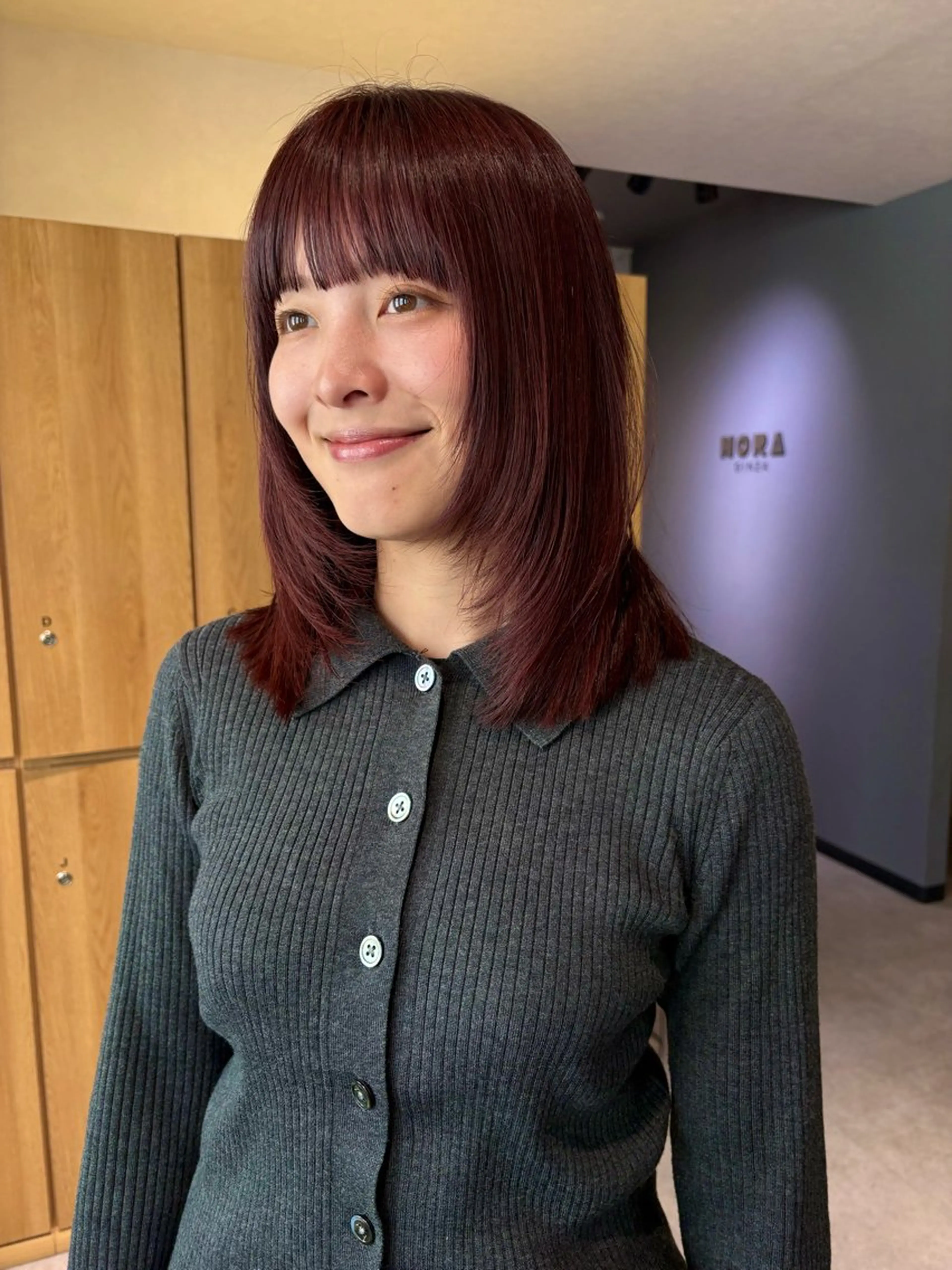 ミディアム ヘアカラー 緑川 瑞穂のヘアスタイル