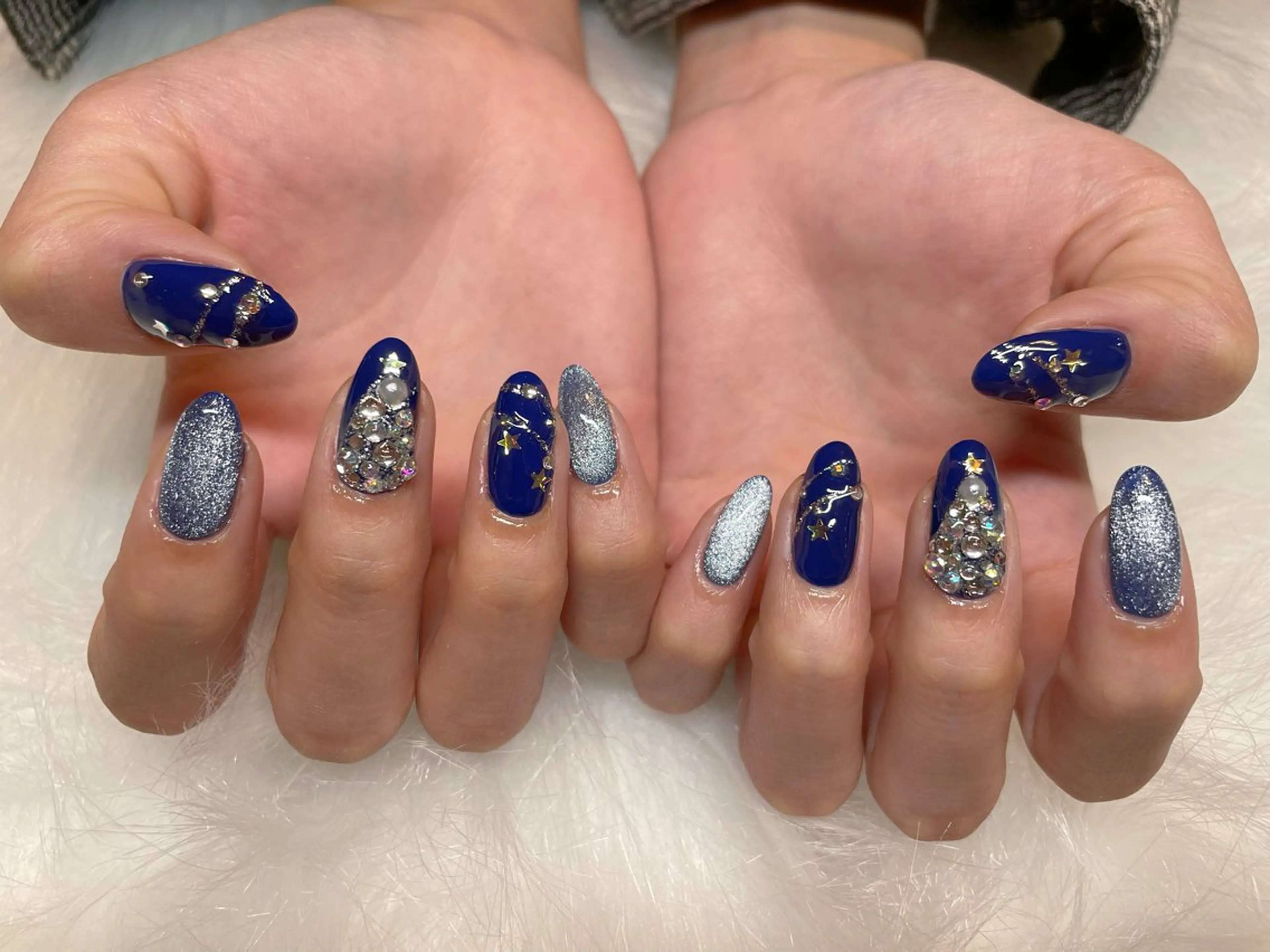 ネイル マグネットネイル ハンドネイル エン Nail salonのネイルデザイン