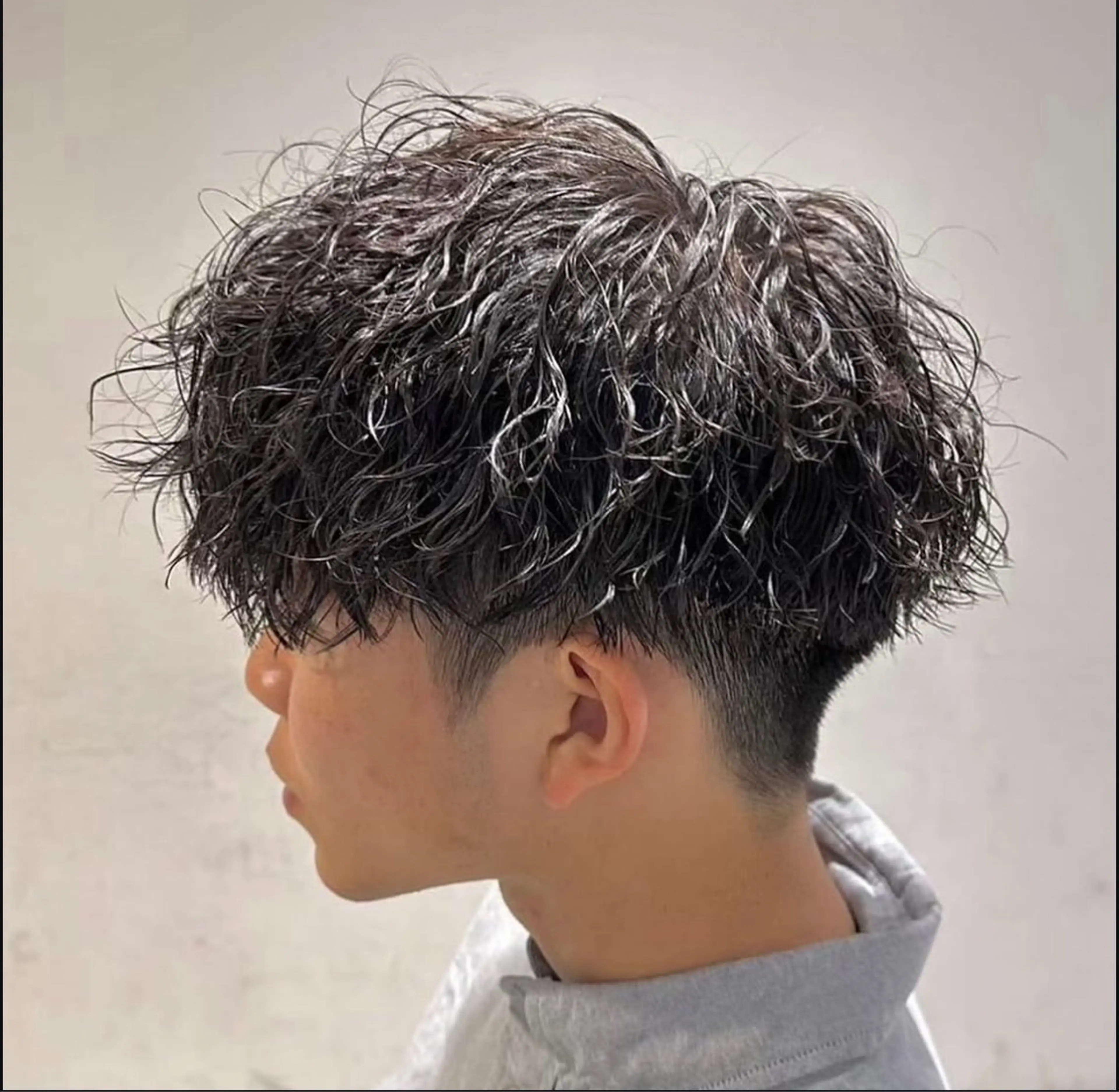 ショート パーマ 🖤Ayumi🖤 メンズ特化❤️‍🔥のヘアスタイル