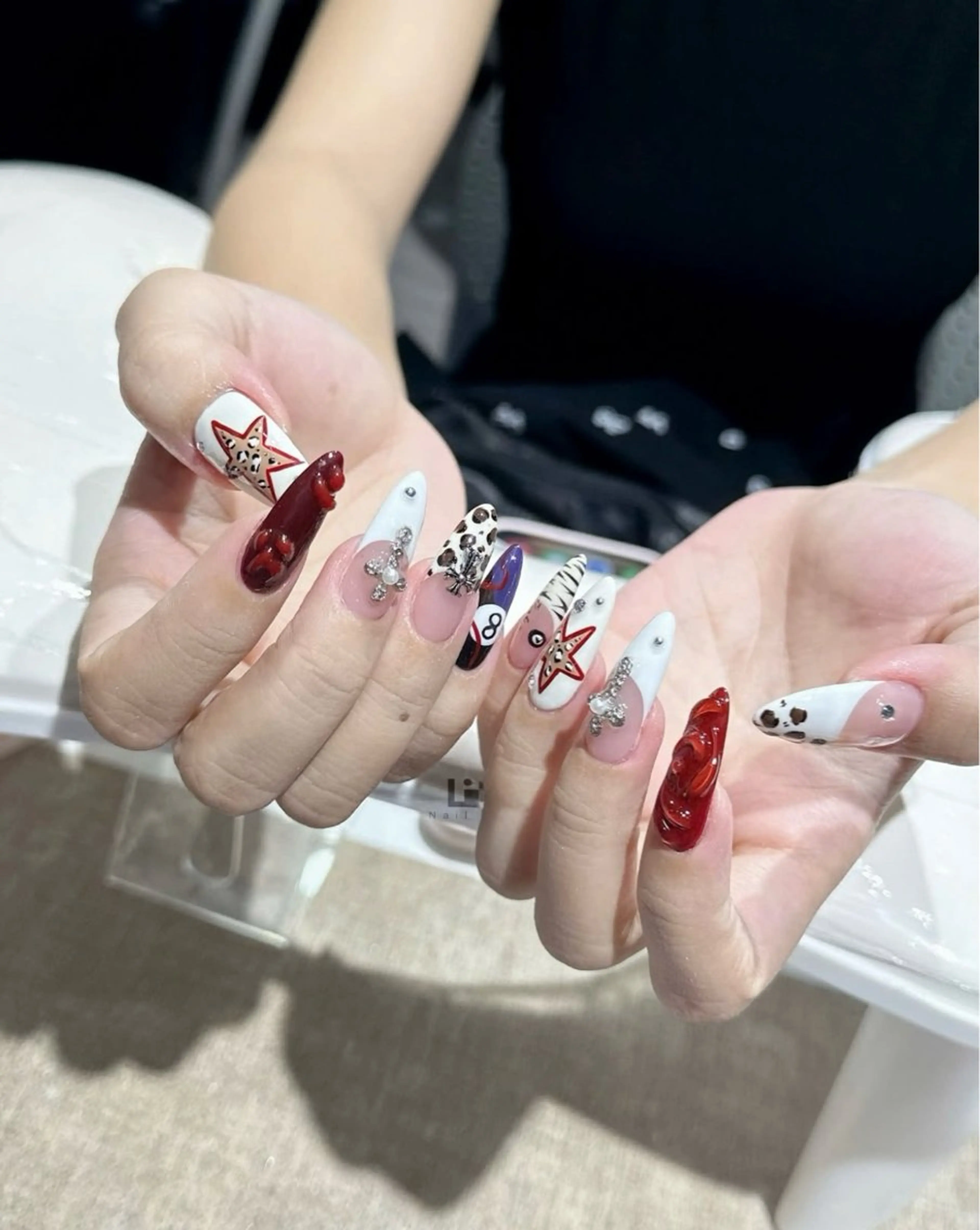 ネイル アートネイル オーロラネイル ブルー チークネイル フットネイル ハンドネイル NAILS168 新大久保店のネイルデザイン