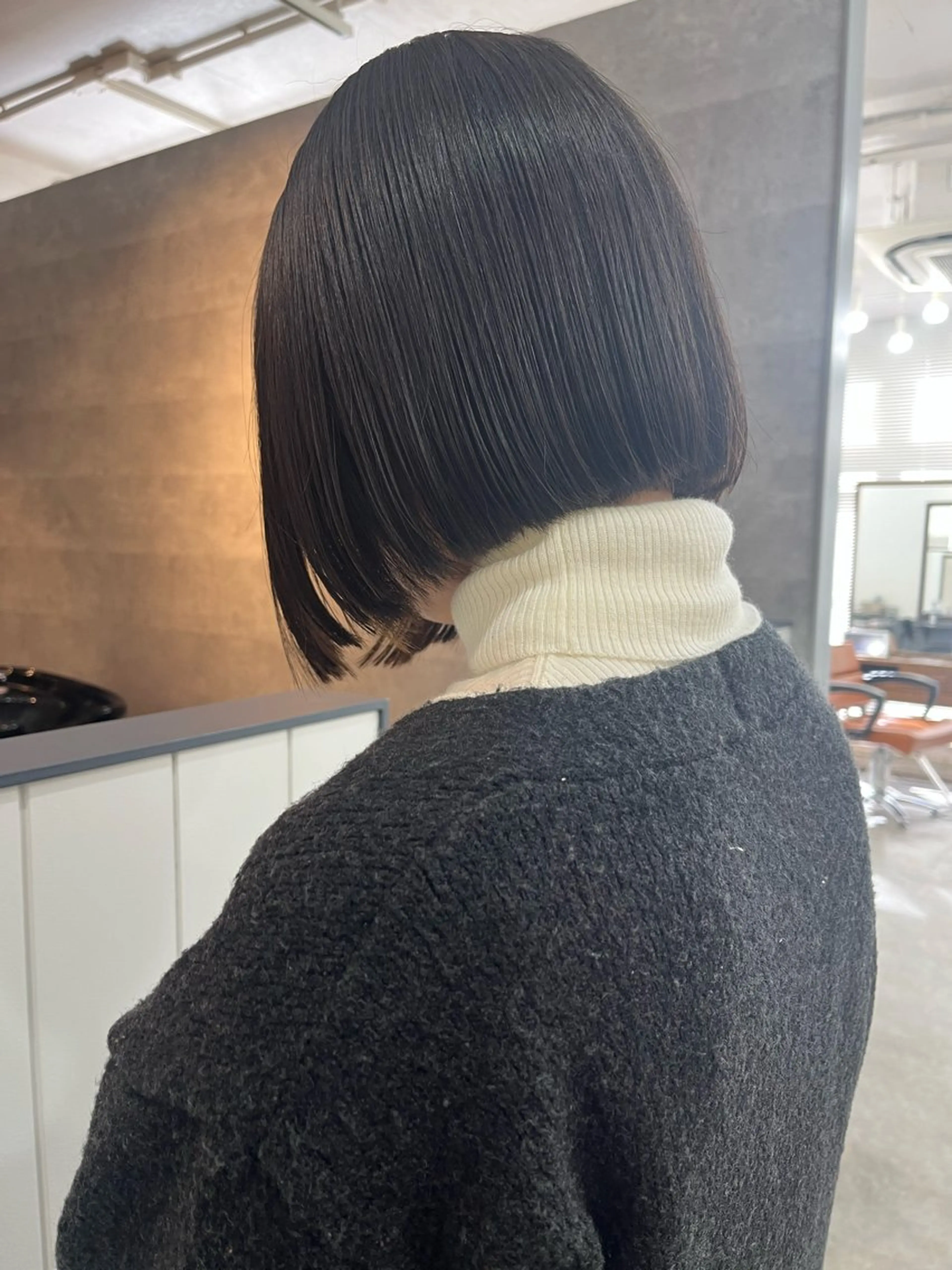 セミロング ヘアカラー 韓国風透明感カラー 💎YUI💎のヘアスタイル