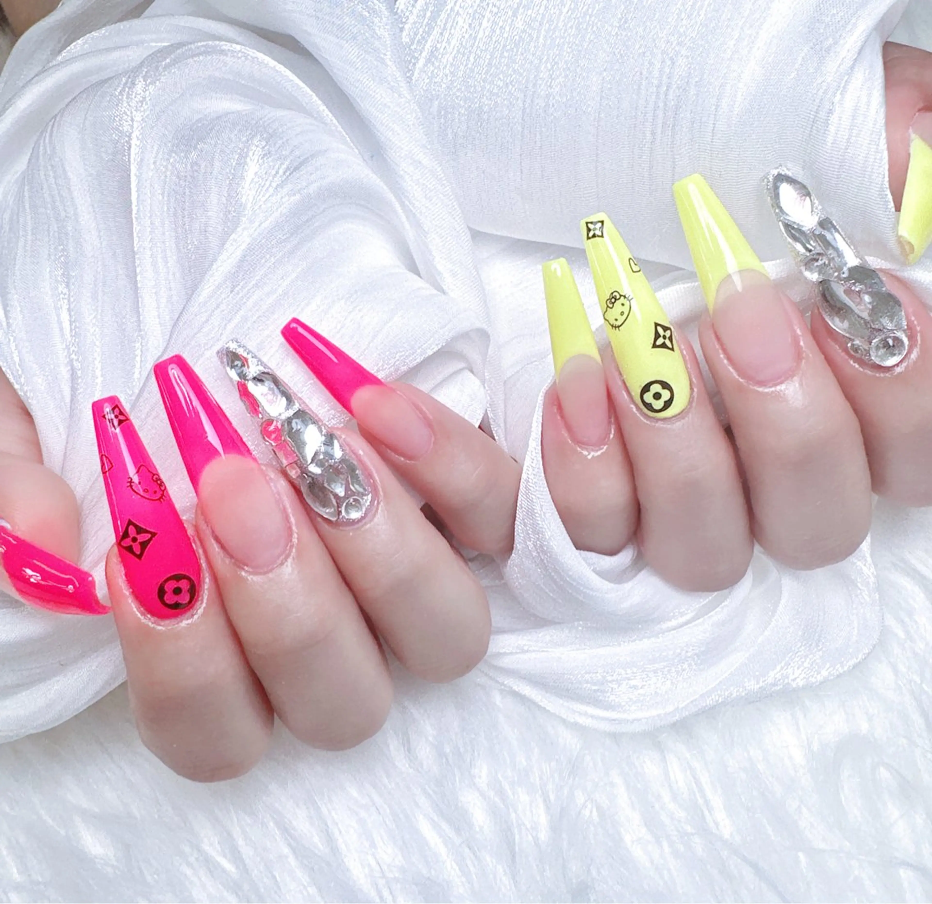 ネイル ハンドネイル M🌷nail 長さだし専門店のネイルデザイン