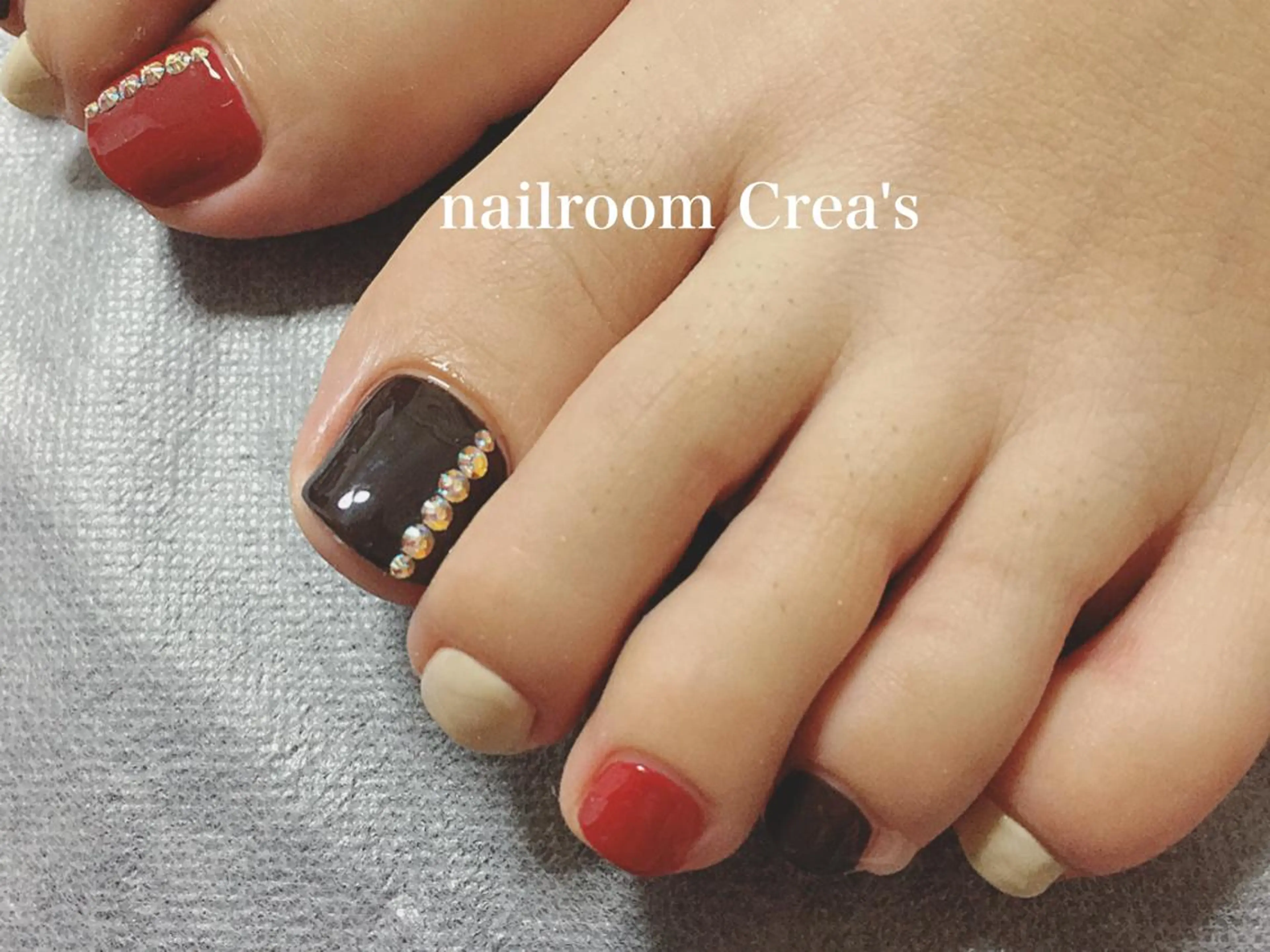 ネイル アートネイル フットネイル シンプルネイル nailroom Crea'sのネイルデザイン