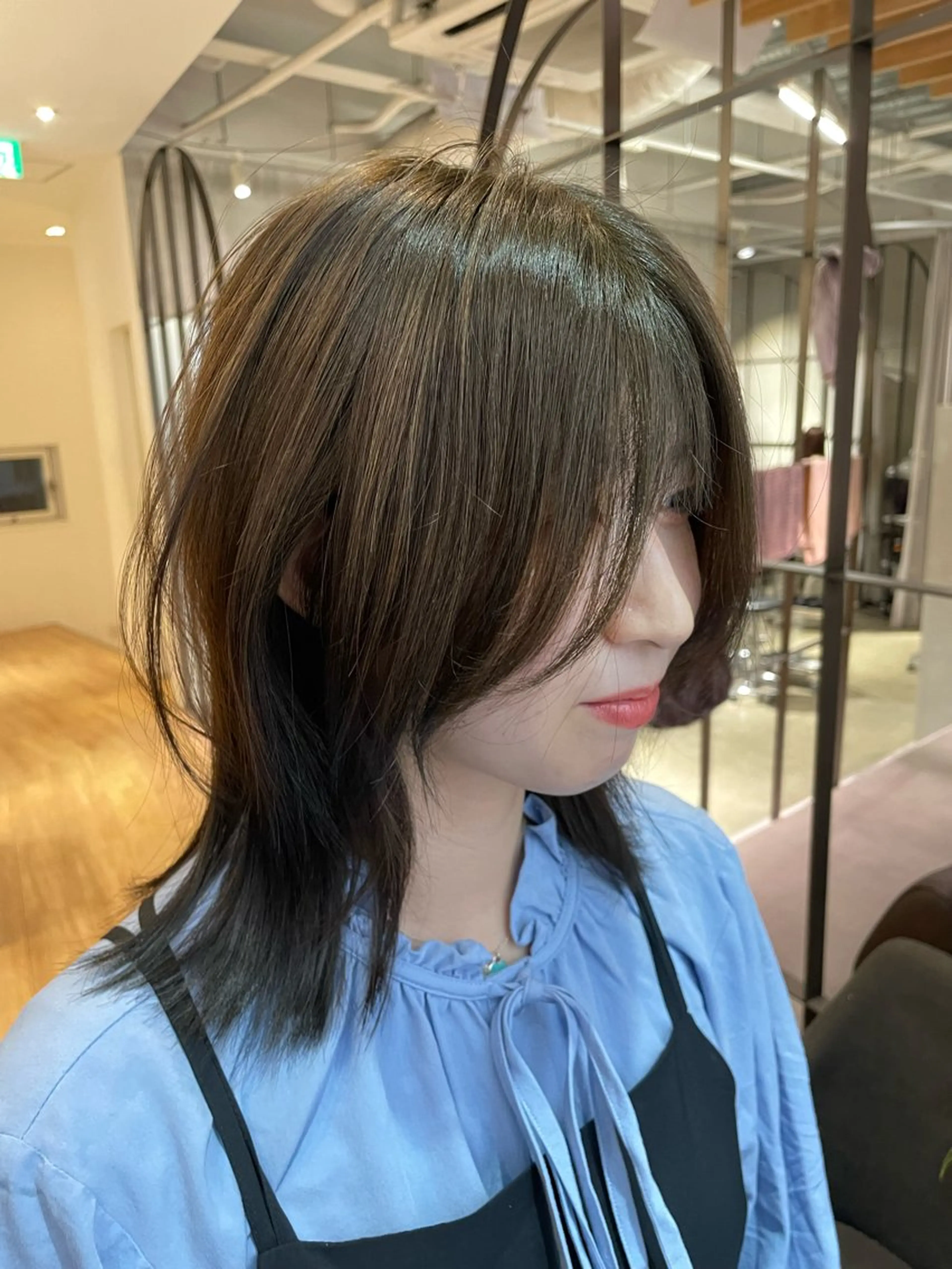 カラー 透明感カラー ありあ【カット、 パーマモデル】のヘアスタイル