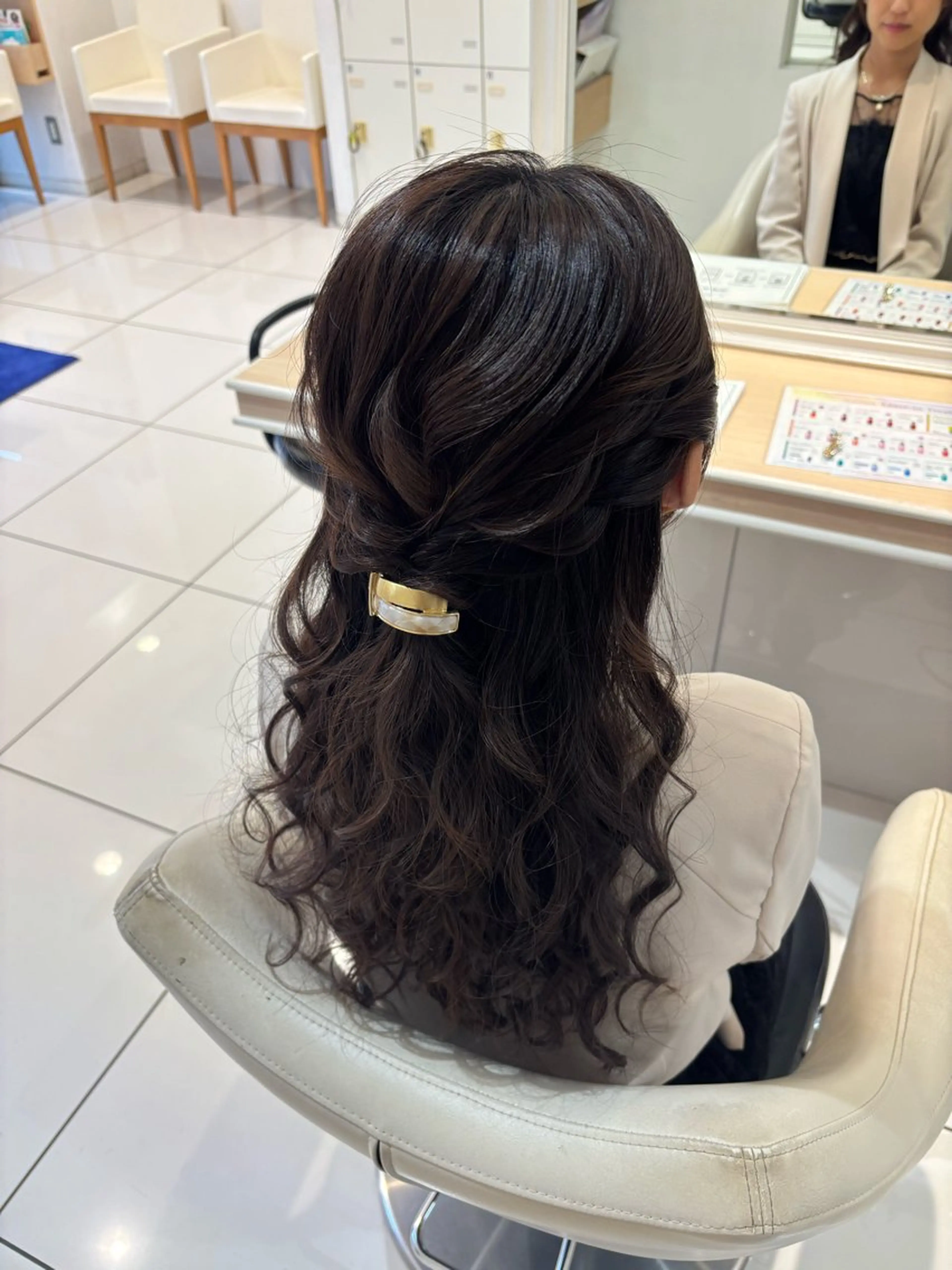 ロング ヘアアレンジ ヘアセット 宮永 璃沙のヘアスタイル