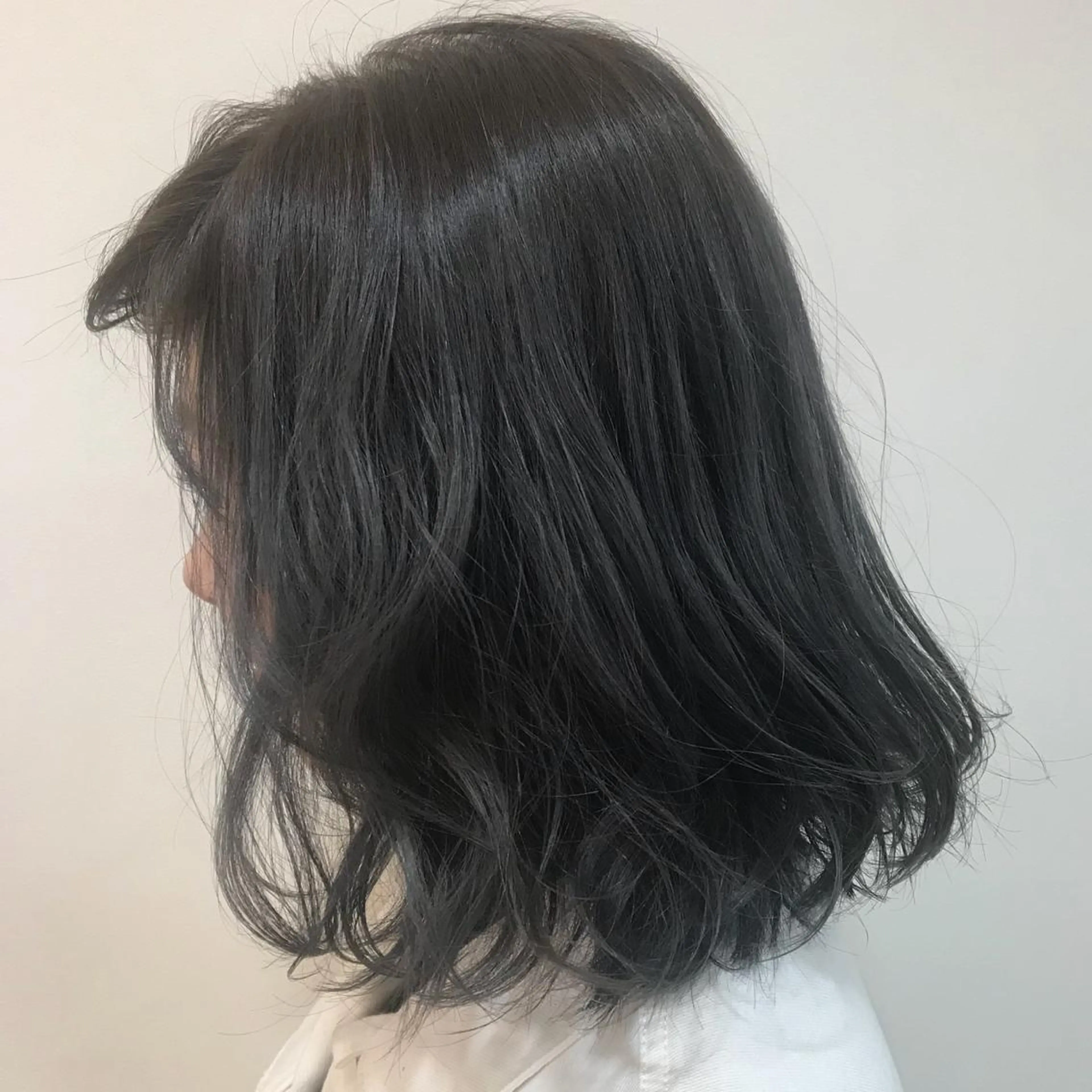 ミディアム カラー ヘアカラー 馴染ませNo.1🧃 エクステ・アレンジのヘアスタイル