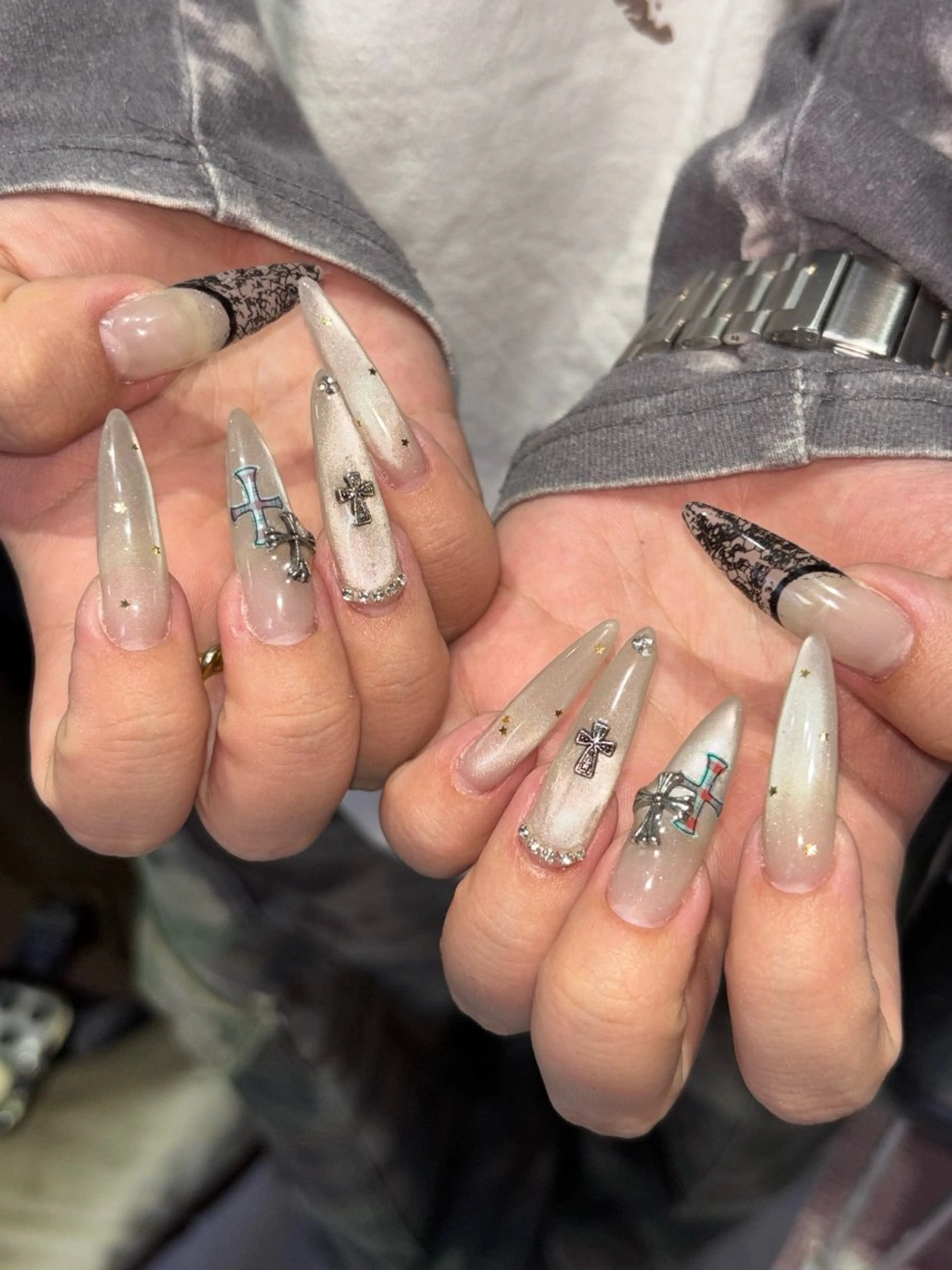 ネイル ハンドネイル 🪐富島彩夏 /海外nail🪐のネイルデザイン