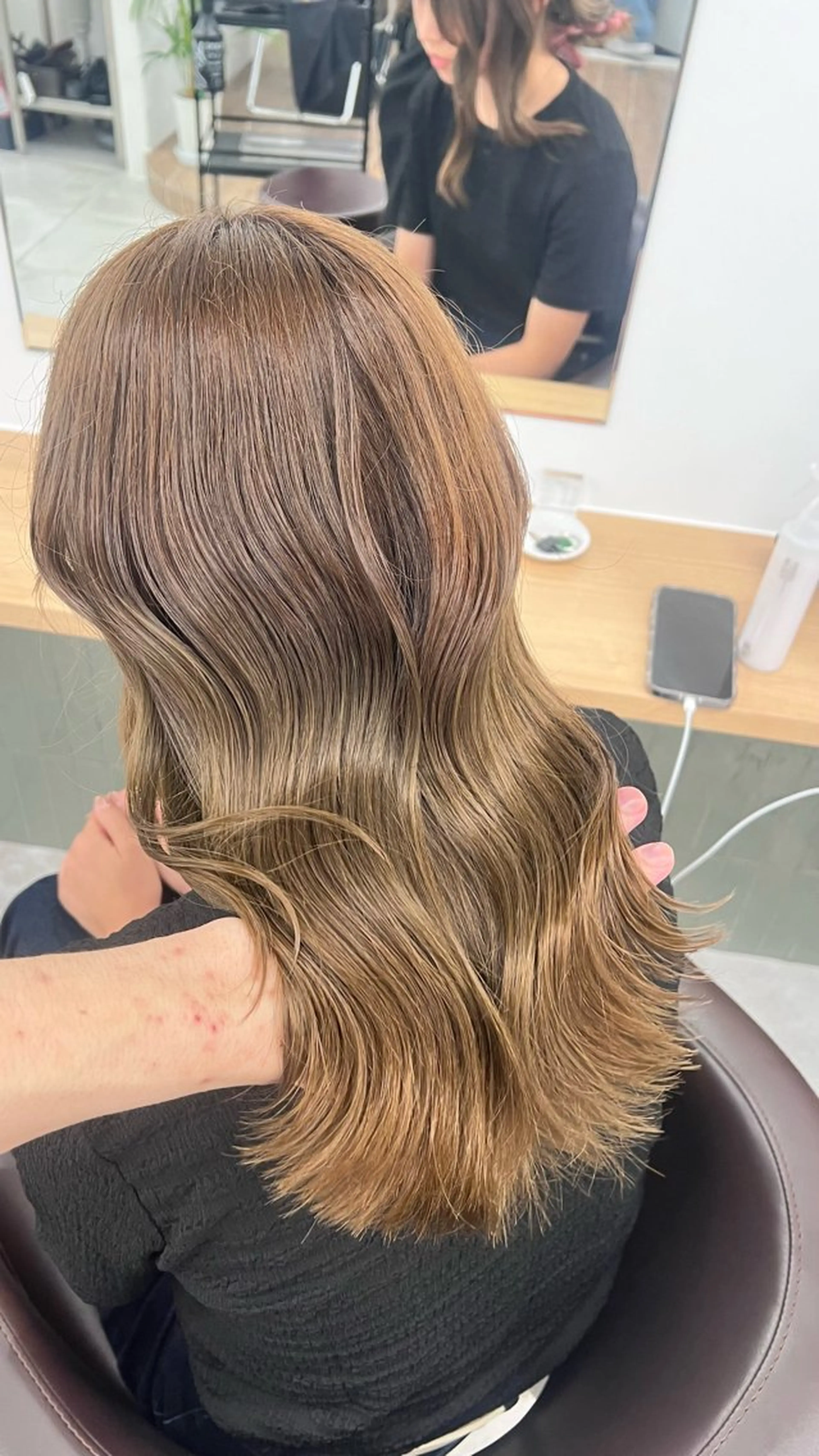 ロング カラー カット ヘアカラー トリートメント 赤みゼロ/透明感 カラー🌿KANTAのヘアスタイル