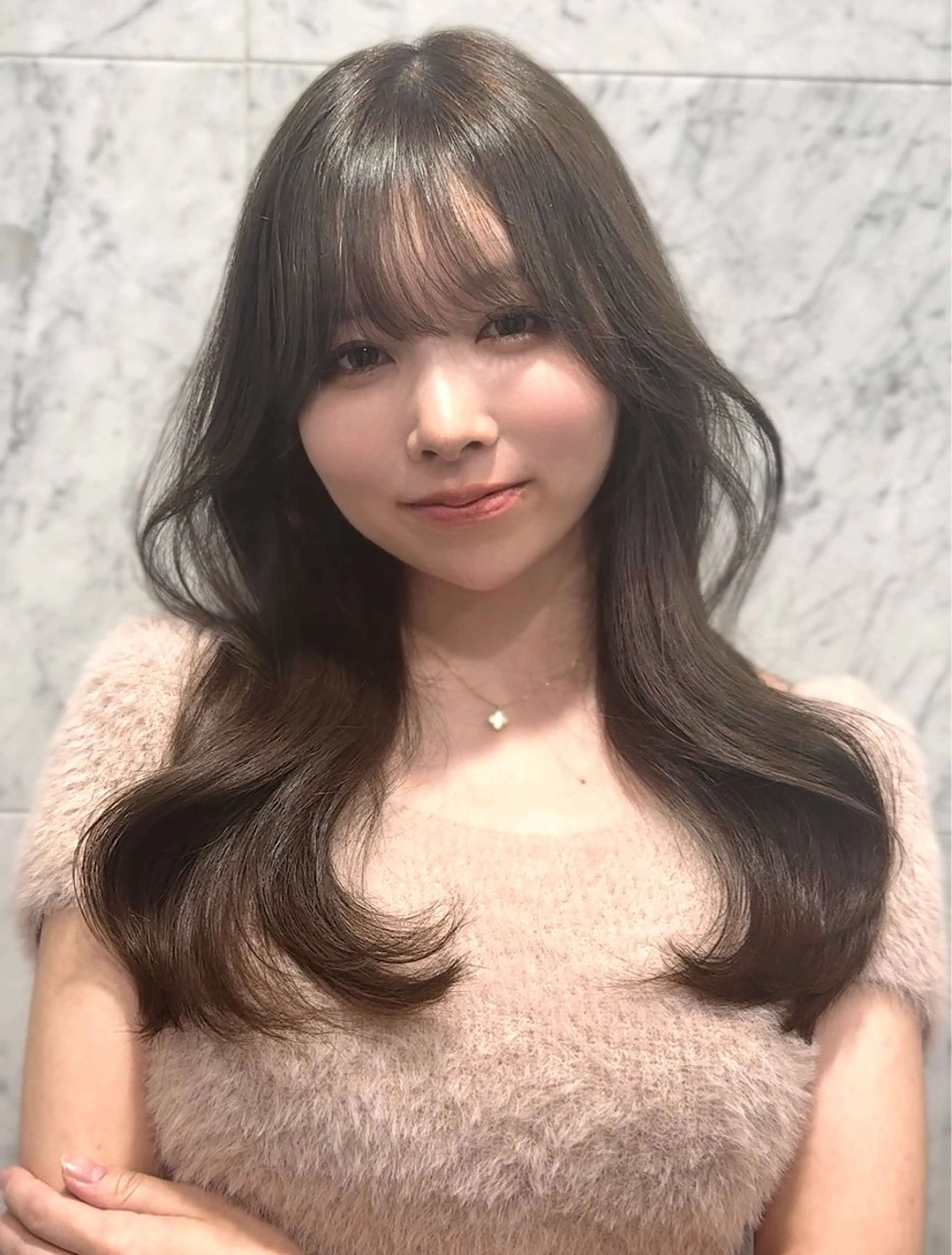 セミロング カット ヘアカラー トリートメント WATARU/ 韓国風巻き髪のヘアスタイル