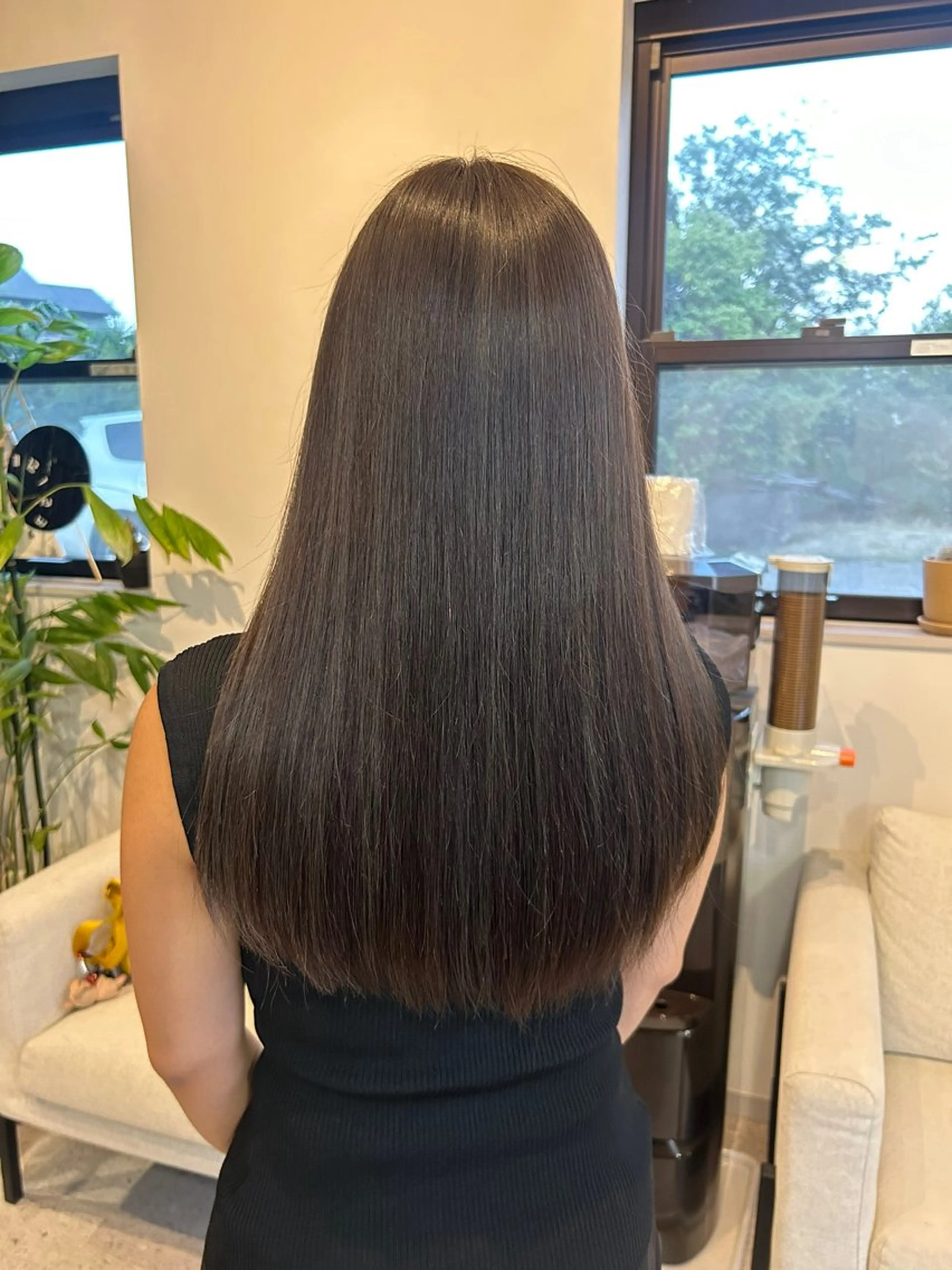 ロング カラー カット ヘアカラー トリートメント SHIINA シイナのヘアスタイル