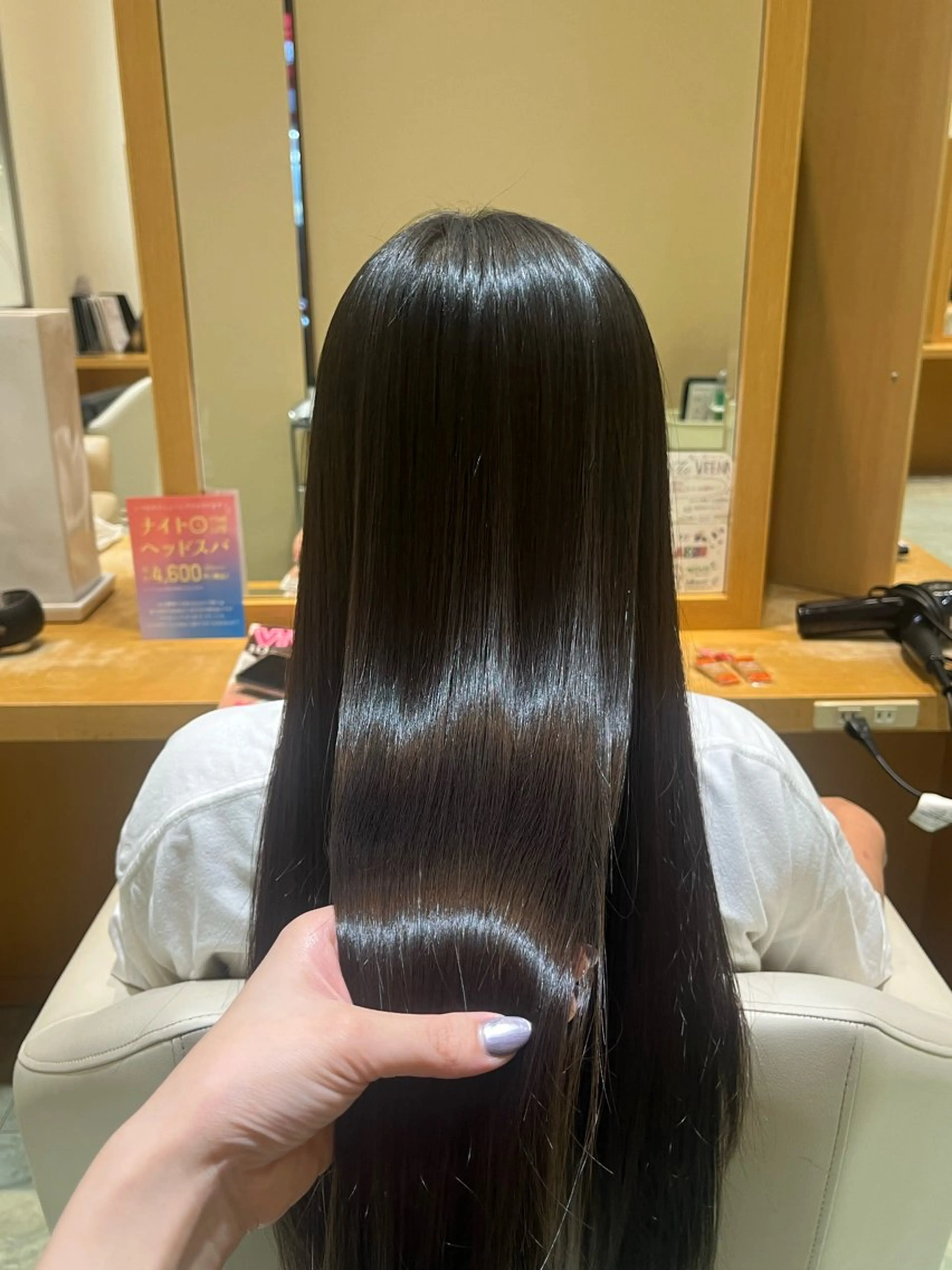 ロング 梶原 美保のヘアスタイル