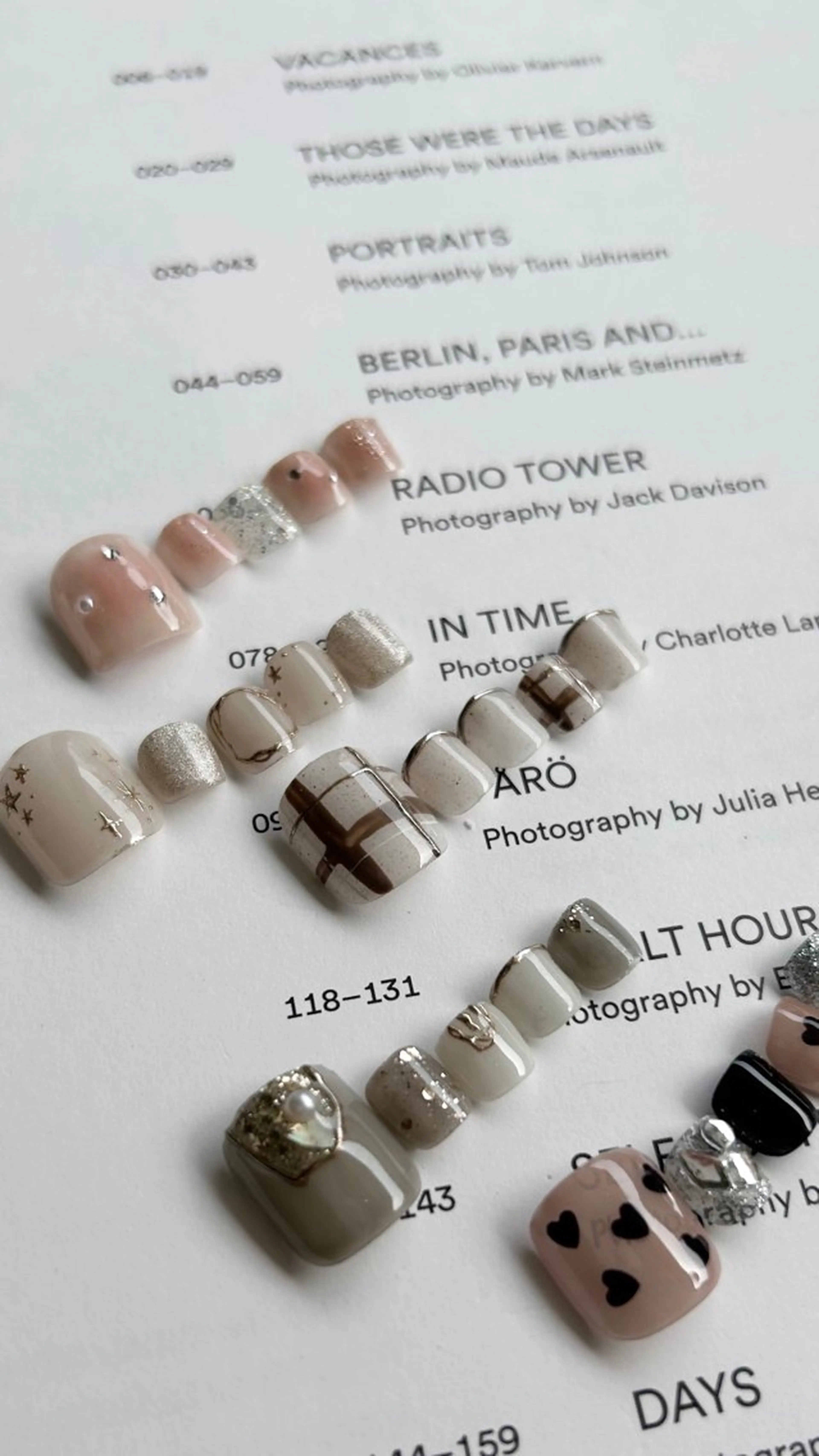 ネイル ブルー フットネイル ジェルネイル キラキラネイル 韓国ネイル RooM -mizuki-のネイルデザイン