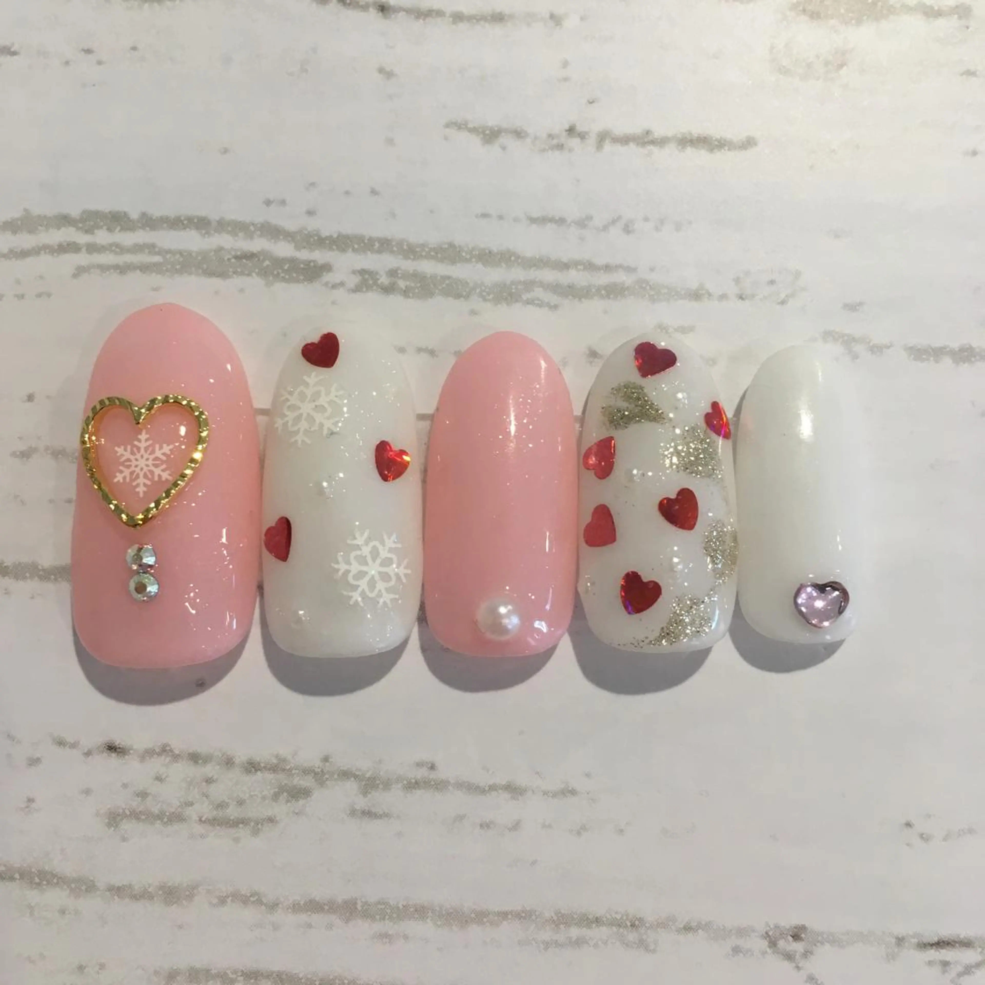 ネイル バレンタイン ☆ KAYOKO ☆のネイルデザイン