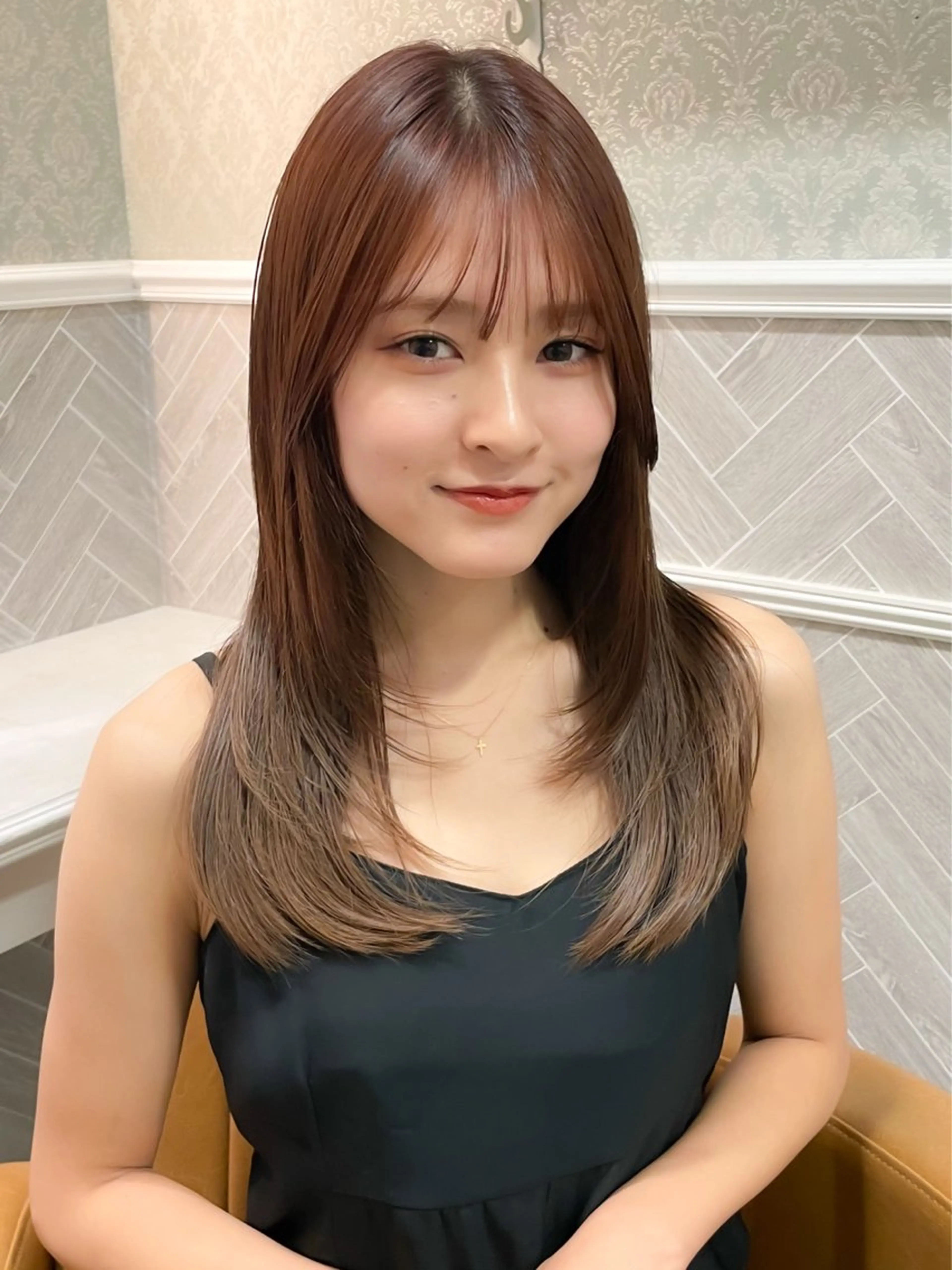 ロング 髪質改善 韓国風ヘア レイヤーカット ロング 縮毛矯正 カット ヘアカラー トリートメント 美髪縮毛矯正🤍 髪質改善/Shinaのヘアスタイル