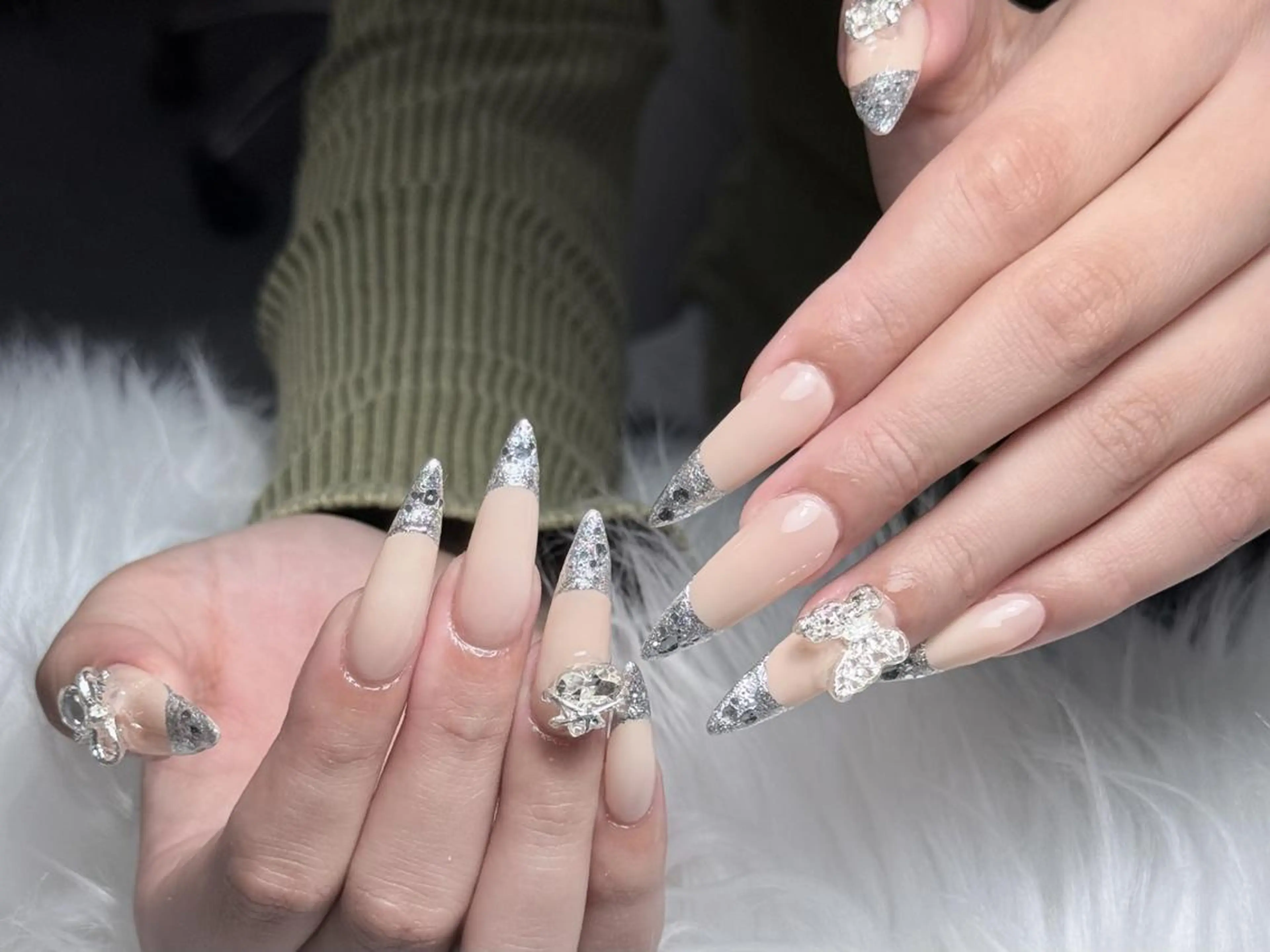 ネイル 長さ出し グラデーション 卒業式 キラキラネイル マグネットネイル Mio💖Belle Nail Salonのネイルデザイン