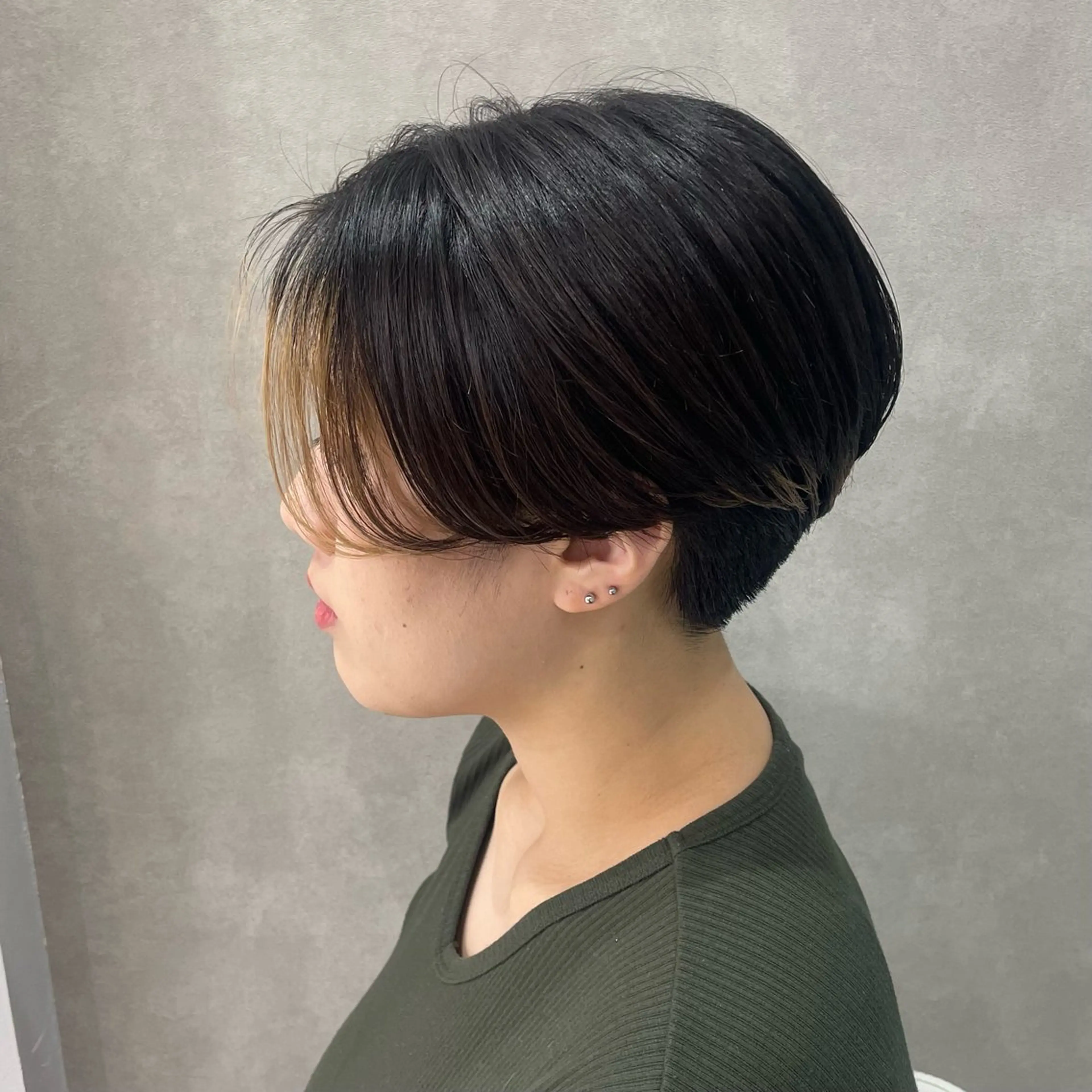 ショート ショートボブ ハンサムショート ベリーショート ボブ ショートヘア ダウンパーマ特化💎 ボブ・レイヤーりなのヘアスタイル