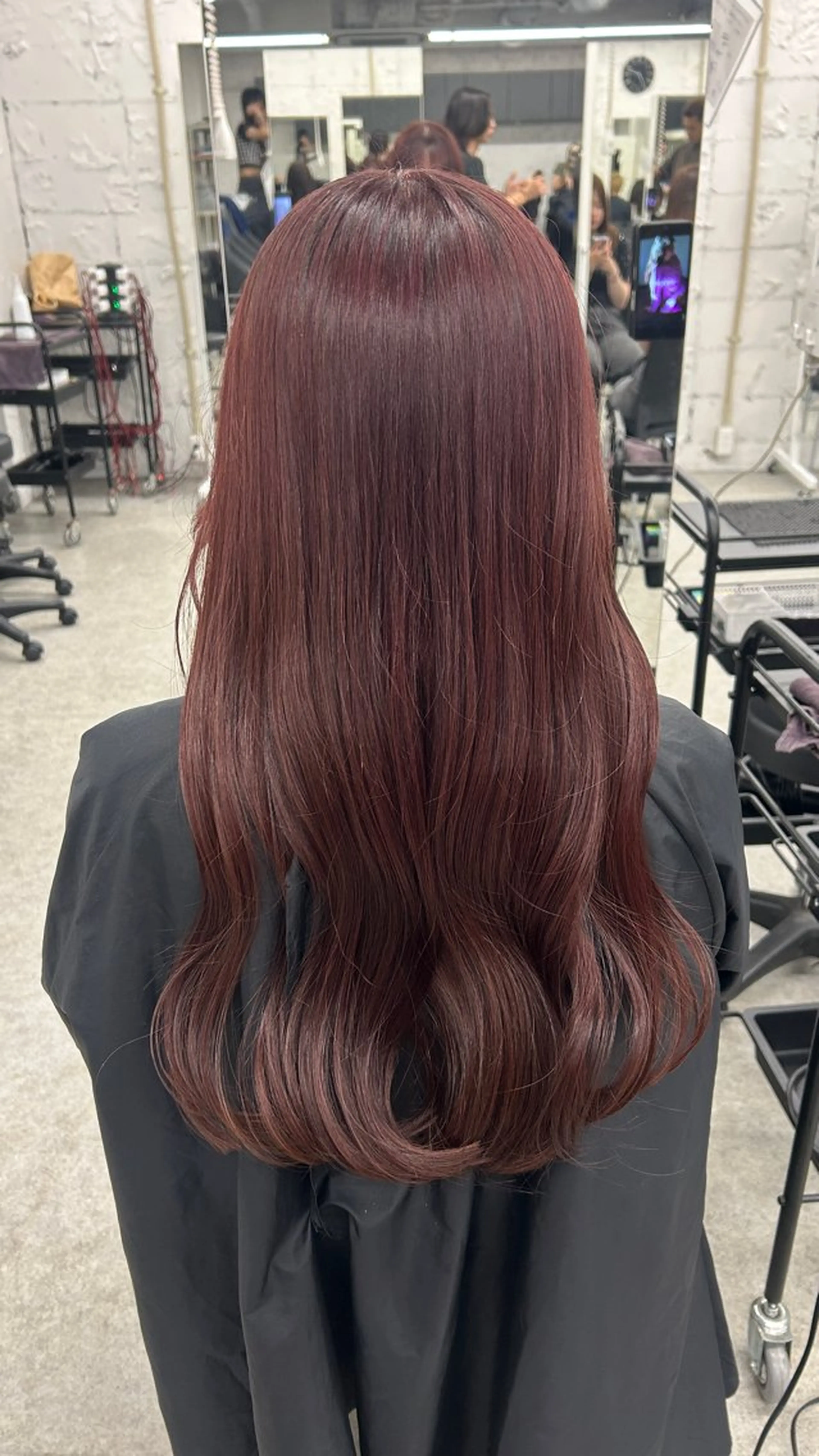 ロング カット ヘアカラー 艶カラー美髪縮毛矯正 /髪質改善✨️ユウキのヘアスタイル