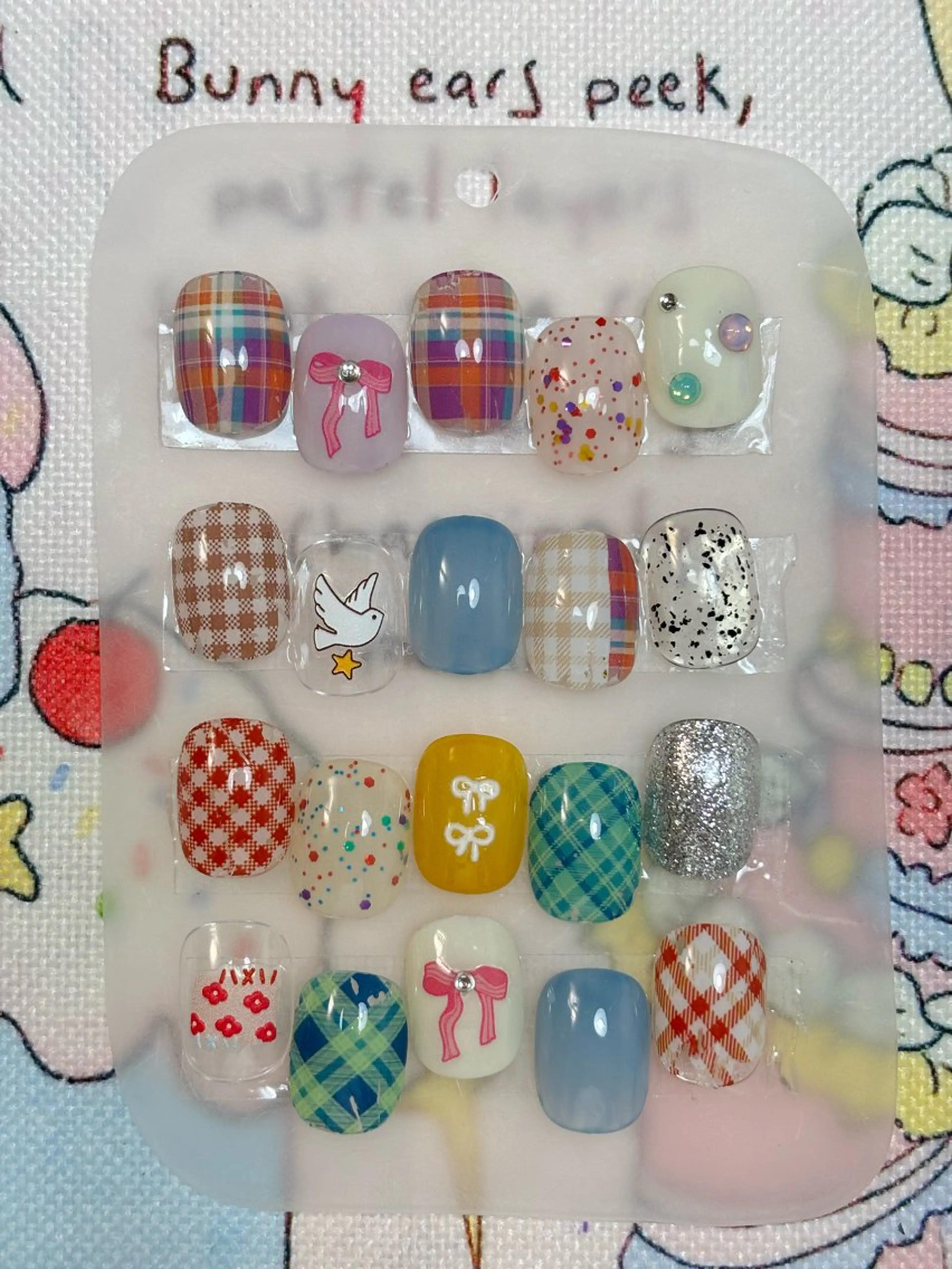 🍬カラフルチェック定額ネイル🌟🐻の写真