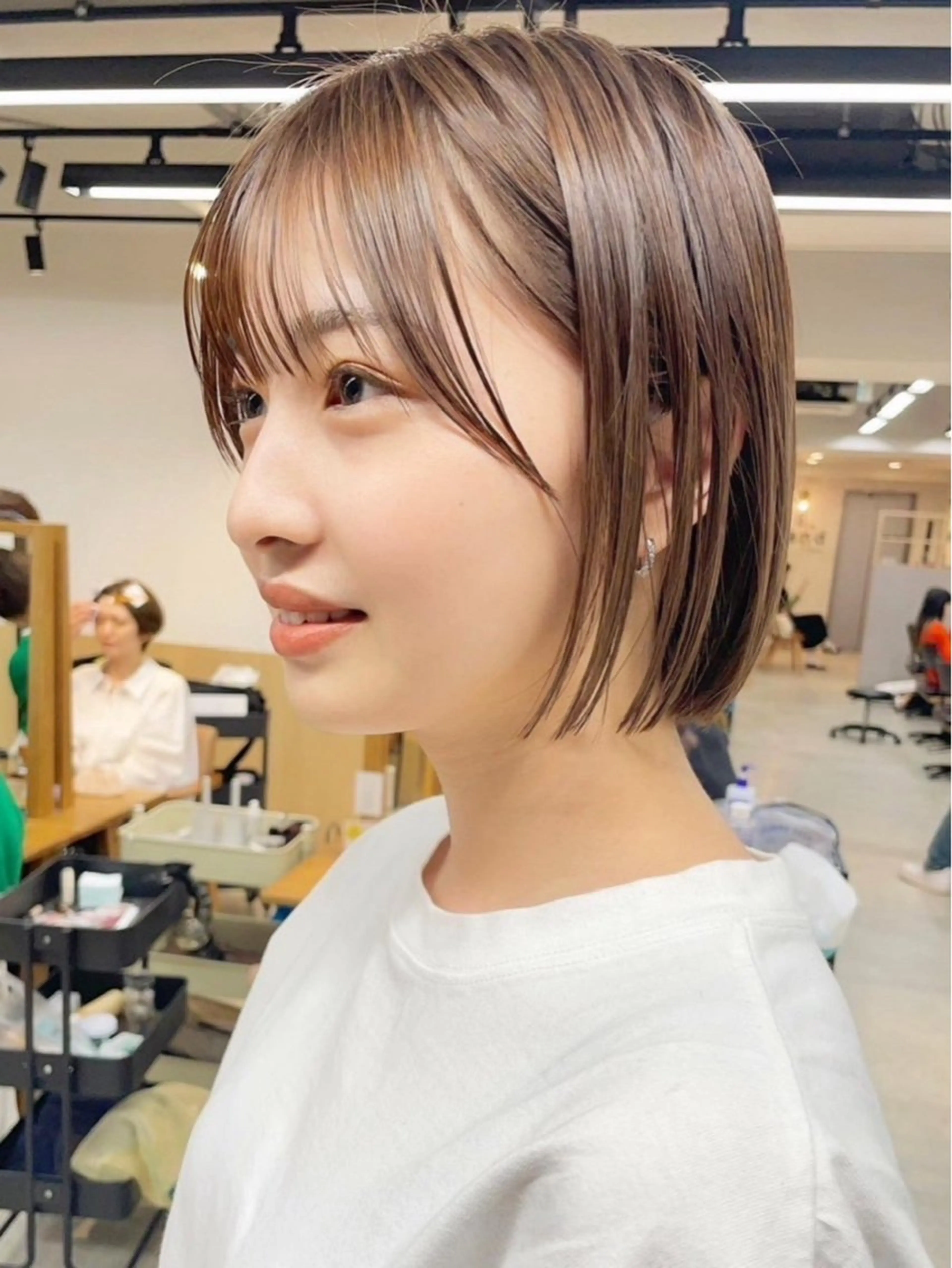 ショート sand池袋所属・似合わせボブカット ISAKIのヘアスタイル