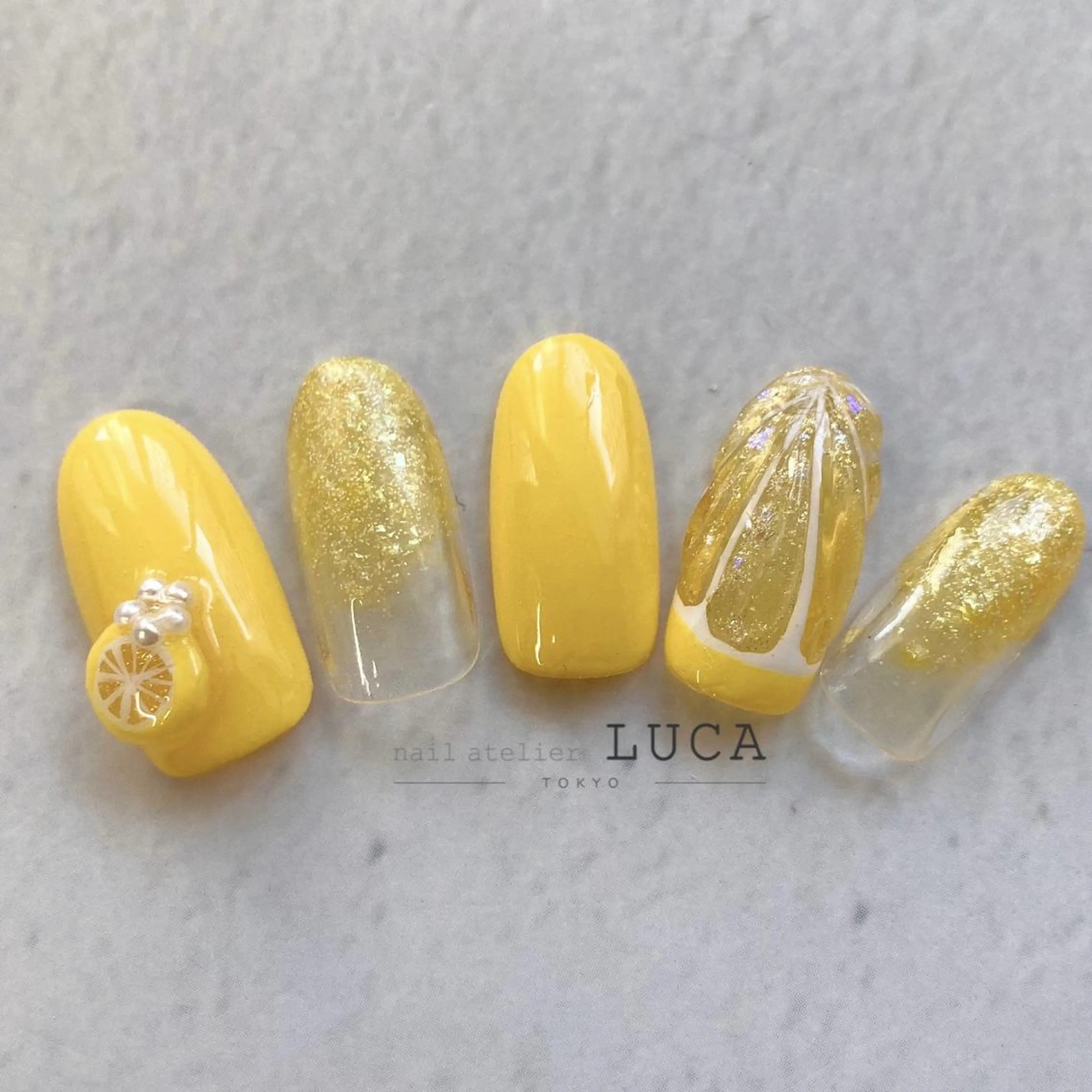 ネイル アートネイル オーロラネイル クリアネイル 長さ出し フットネイル ハンドネイル ネイルアトリエルカ スタッフのネイルデザイン