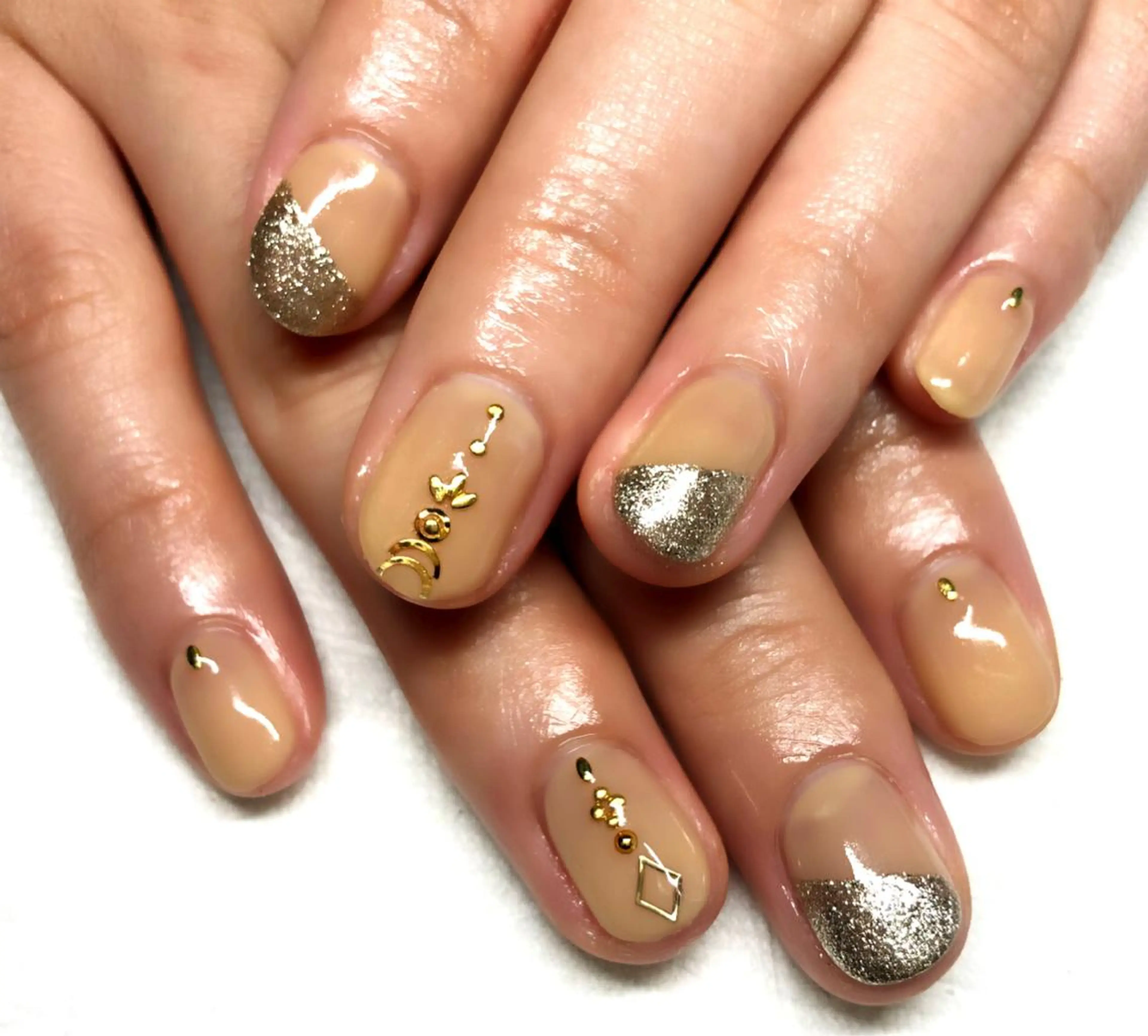 ネイル Li'leaNail AINAのネイルデザイン