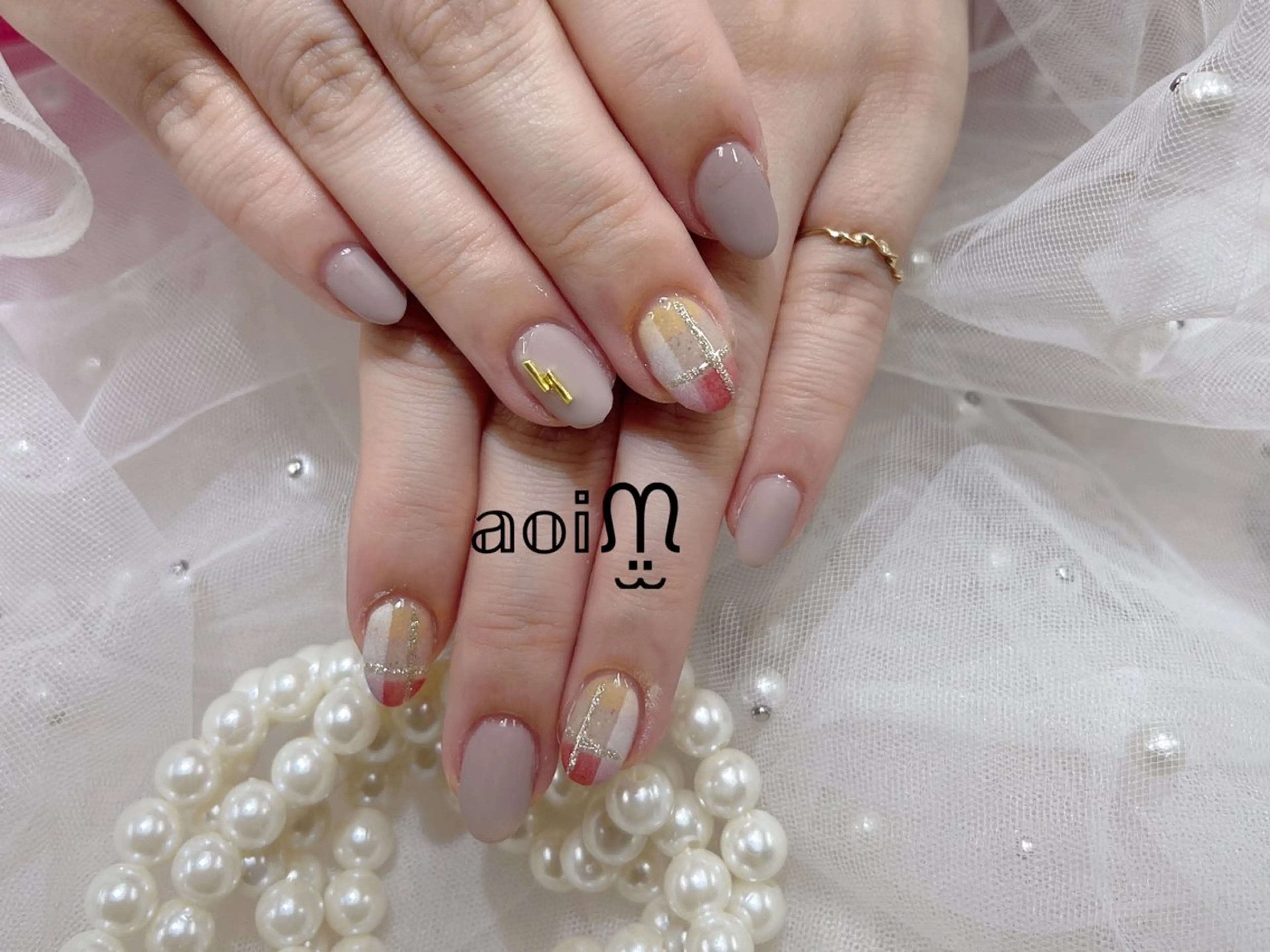 ネイル 持ち込み シンプルネイル 葵うさぎ所属・葵うさぎ AIのネイルデザイン