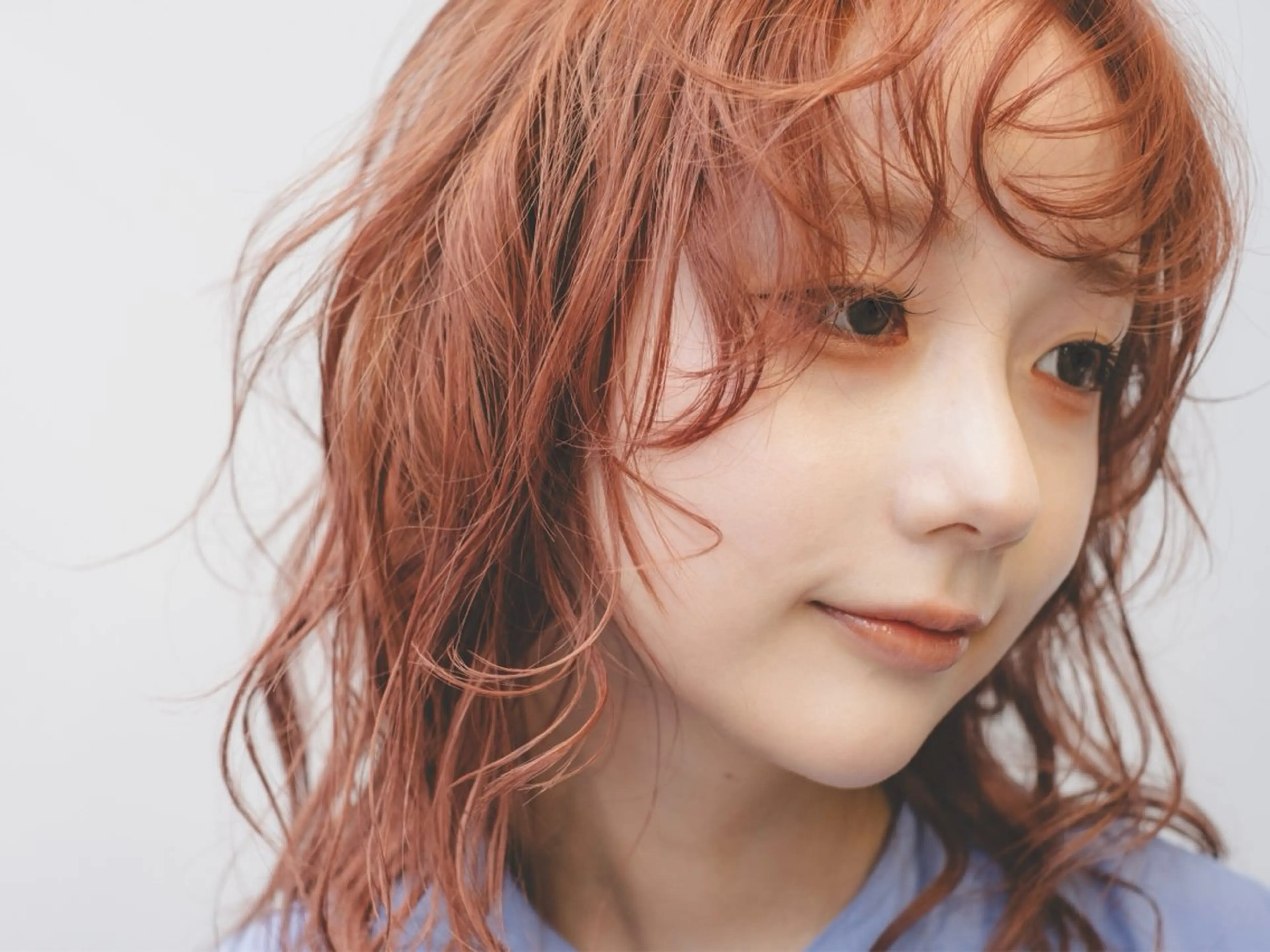 カラー パーマ 塔尾 真那のヘアスタイル