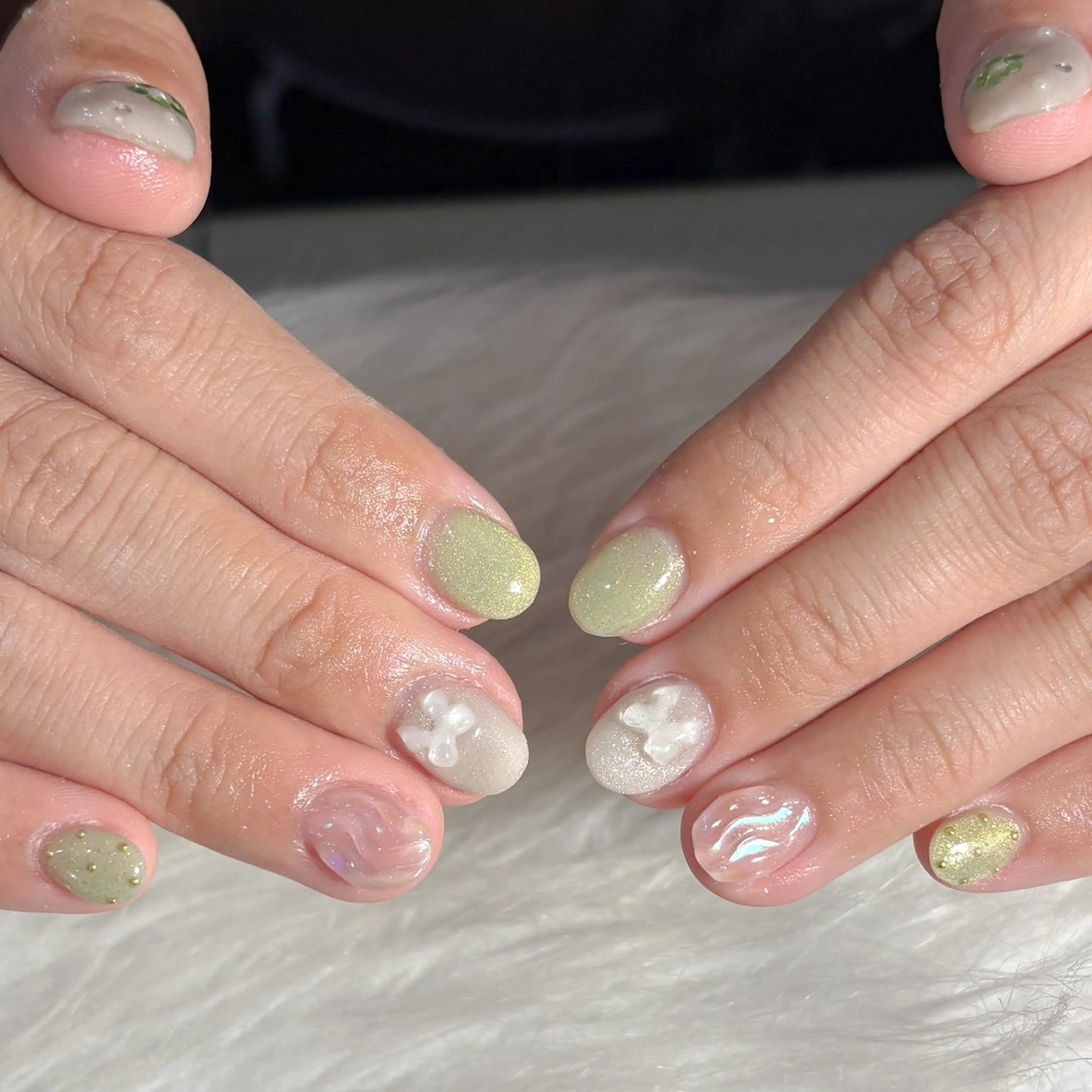 ネイル ハンドネイル LAVISH manaのネイルデザイン