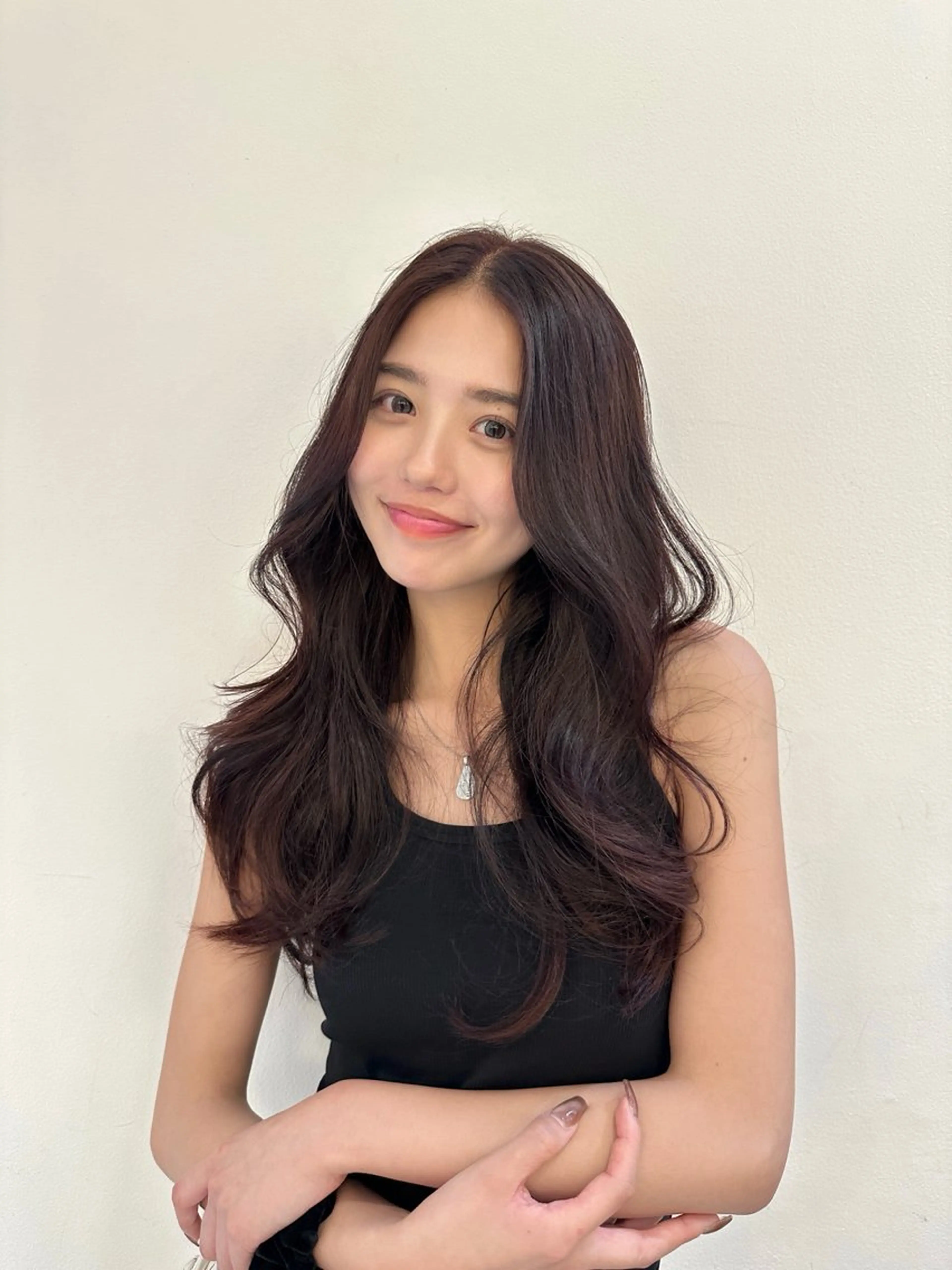 ロング 山下 凪澄のヘアスタイル